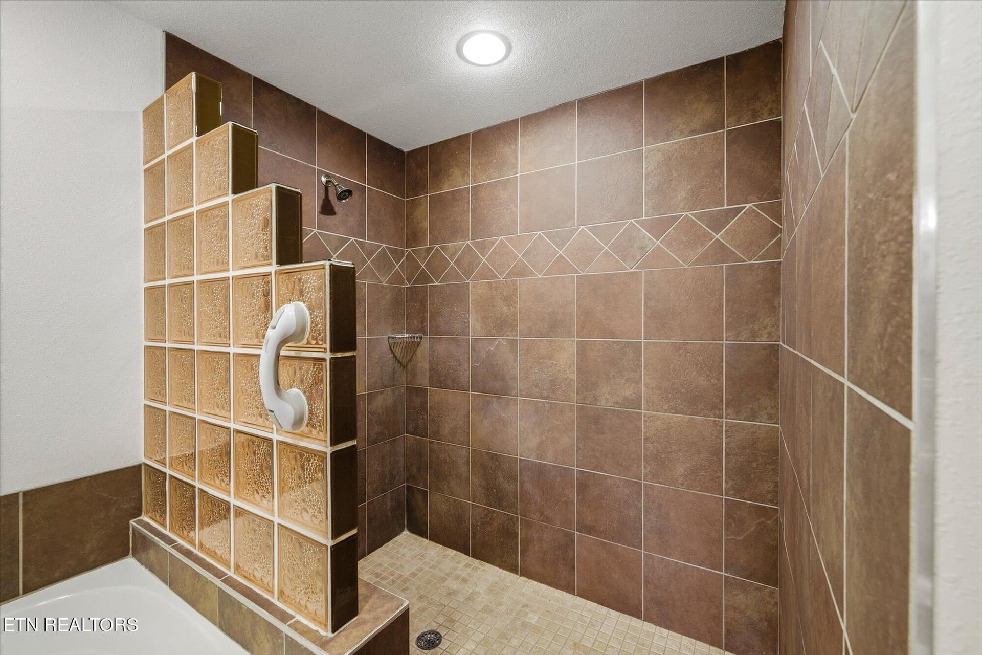 34-410-Big-Bear-Wy-3005-Pigeon-Forge-TN- - 410 Big Bear Way UNIT 3005, Pigeon Forge, TN 37863