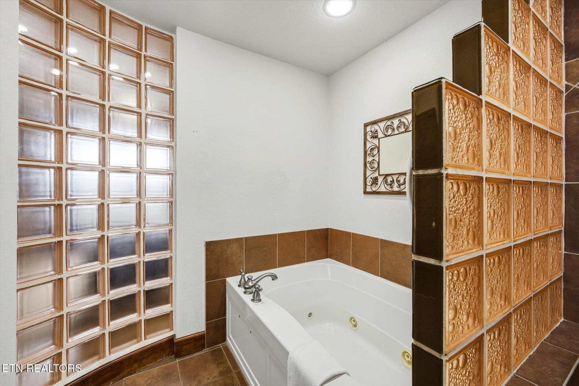 35-410-Big-Bear-Wy-3005-Pigeon-Forge-TN- - 410 Big Bear Way UNIT 3005, Pigeon Forge, TN 37863