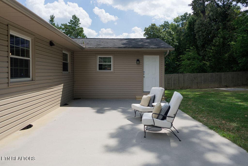 MA102546 - 1017 W Park Drive, Knoxville, TN 37909, Knoxville