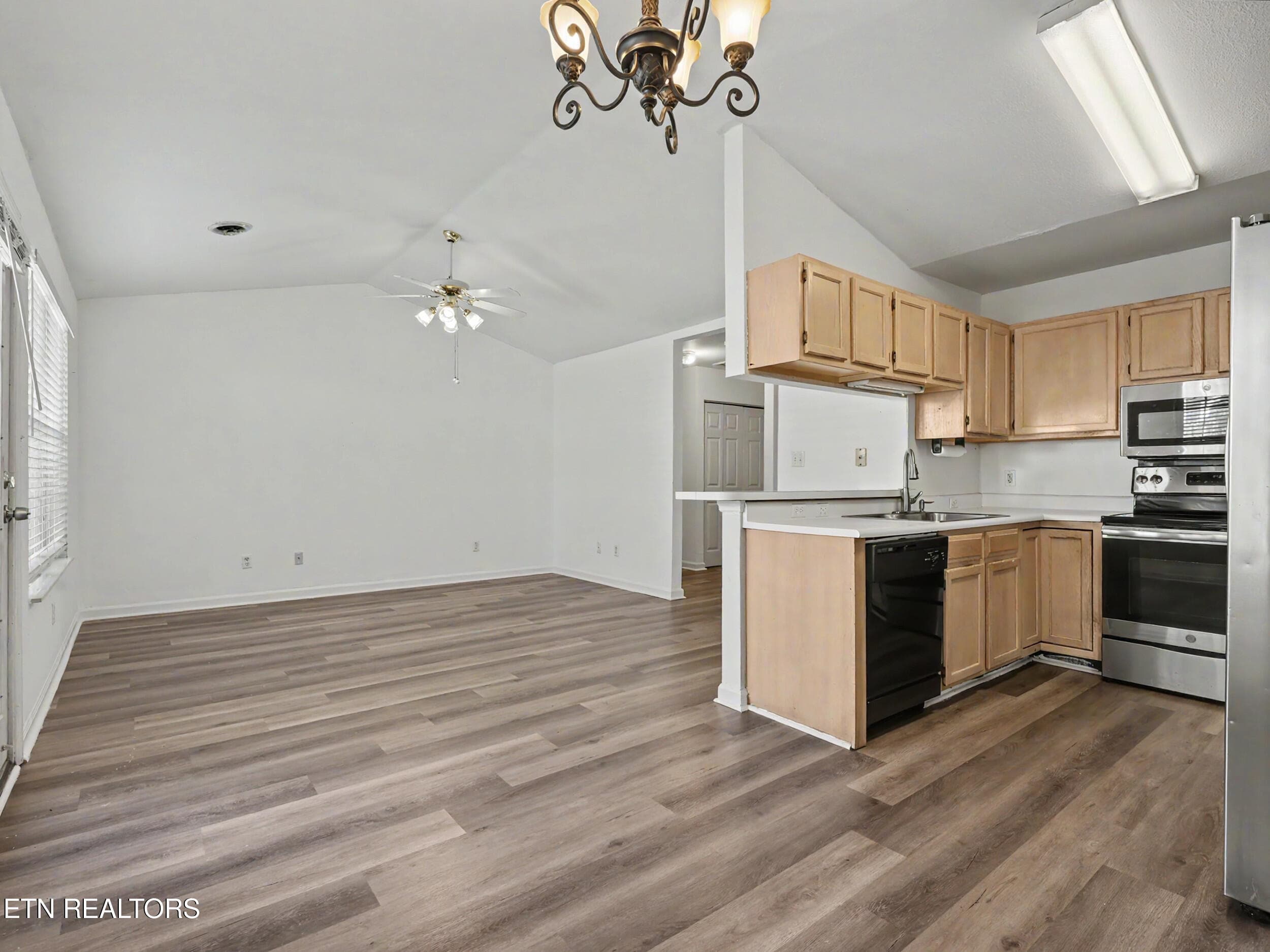 10_img_0403 - 8553 Wisteria Way, Knoxville, TN 37931, Knoxville