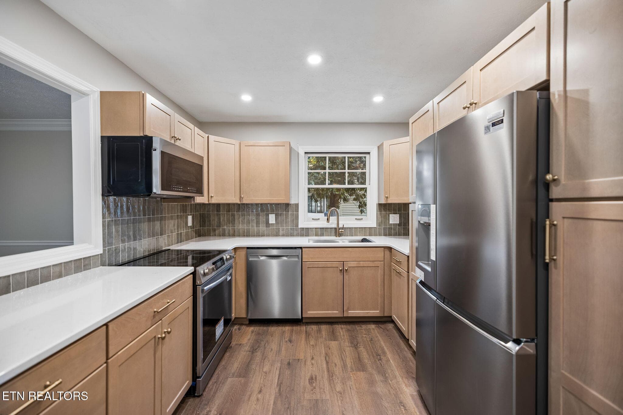 9-1125 Greywood Dr - 009 - 1125 Greywood Drive, Knoxville, TN 37923, Knoxville