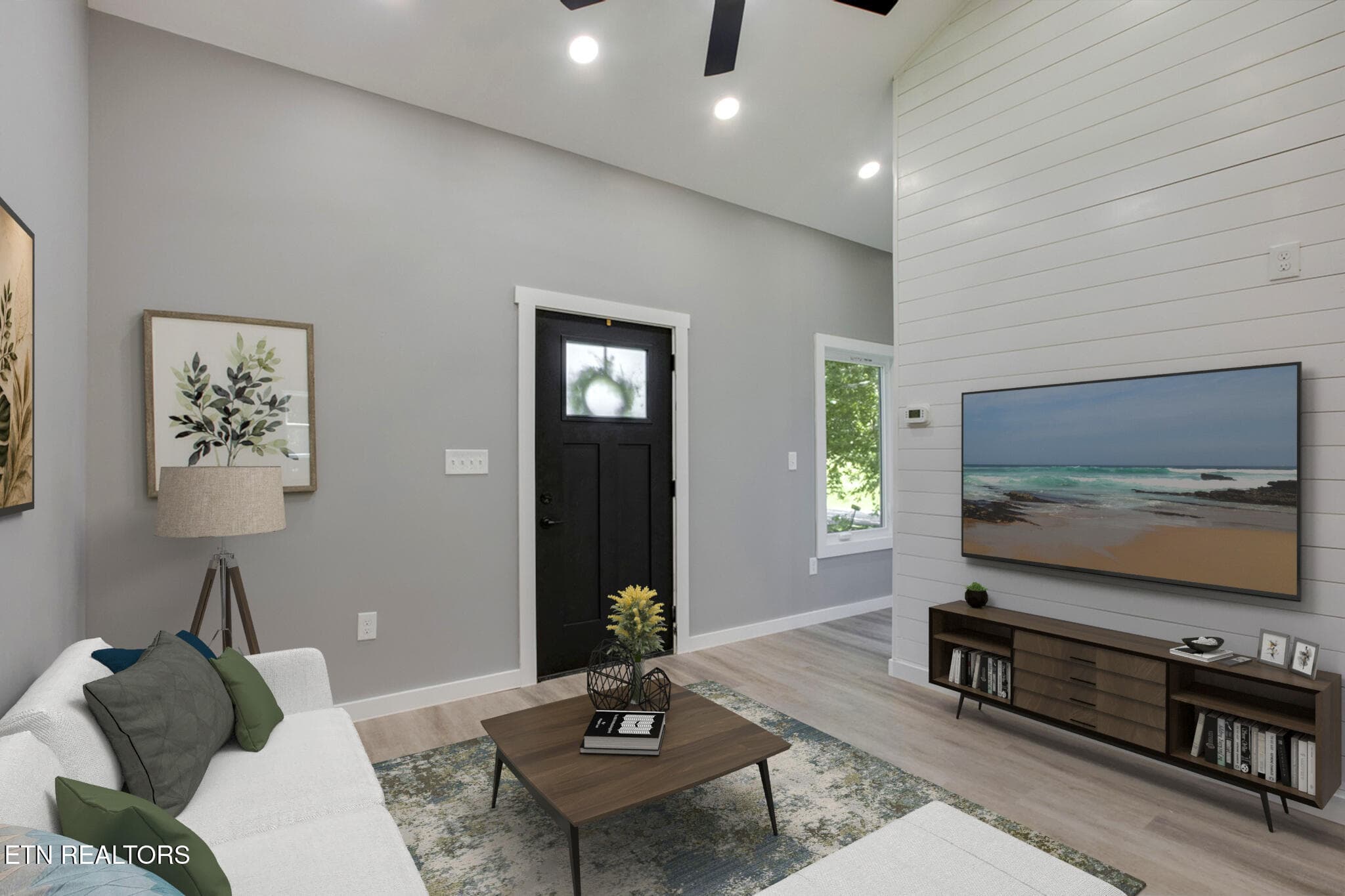 Staged NEW - 329 Old Emory Rd, Clinton, TN 37716