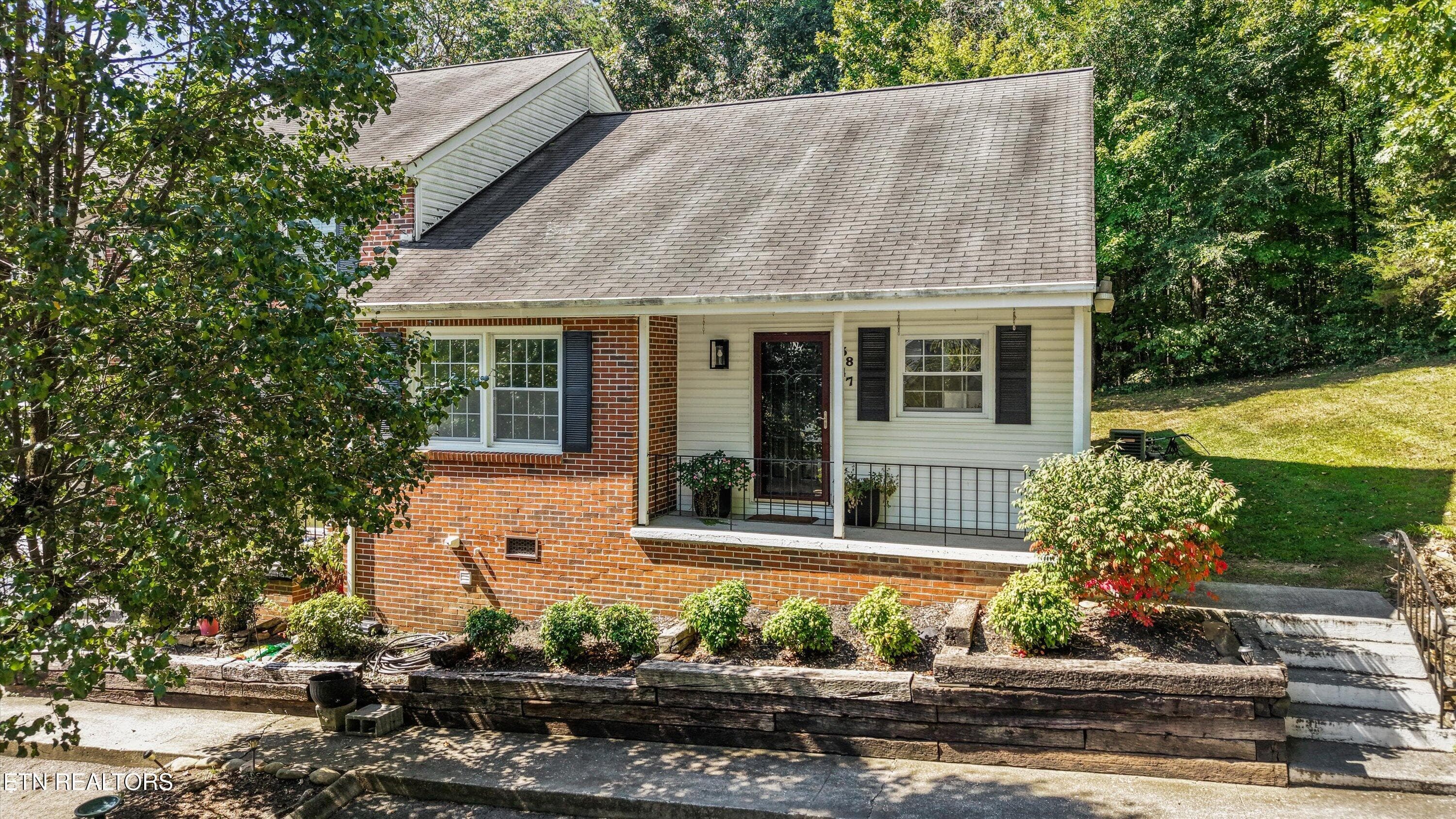 3847 Tambark Drive, Knoxville, TN 37917