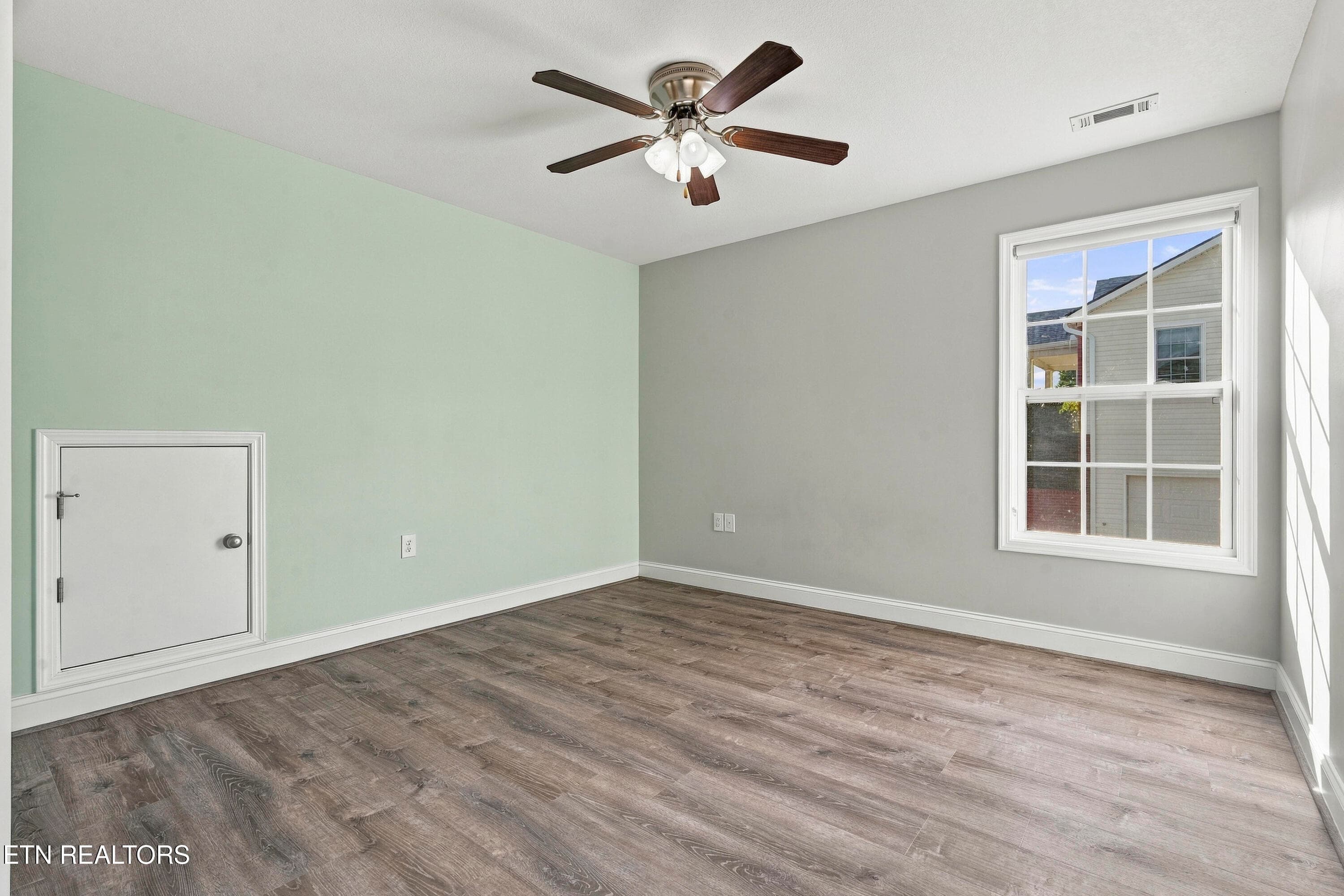 Upstairs guest room 2 has storage access - 4022 Mountain Vista Rd, Knoxville, TN 37931, Knoxville