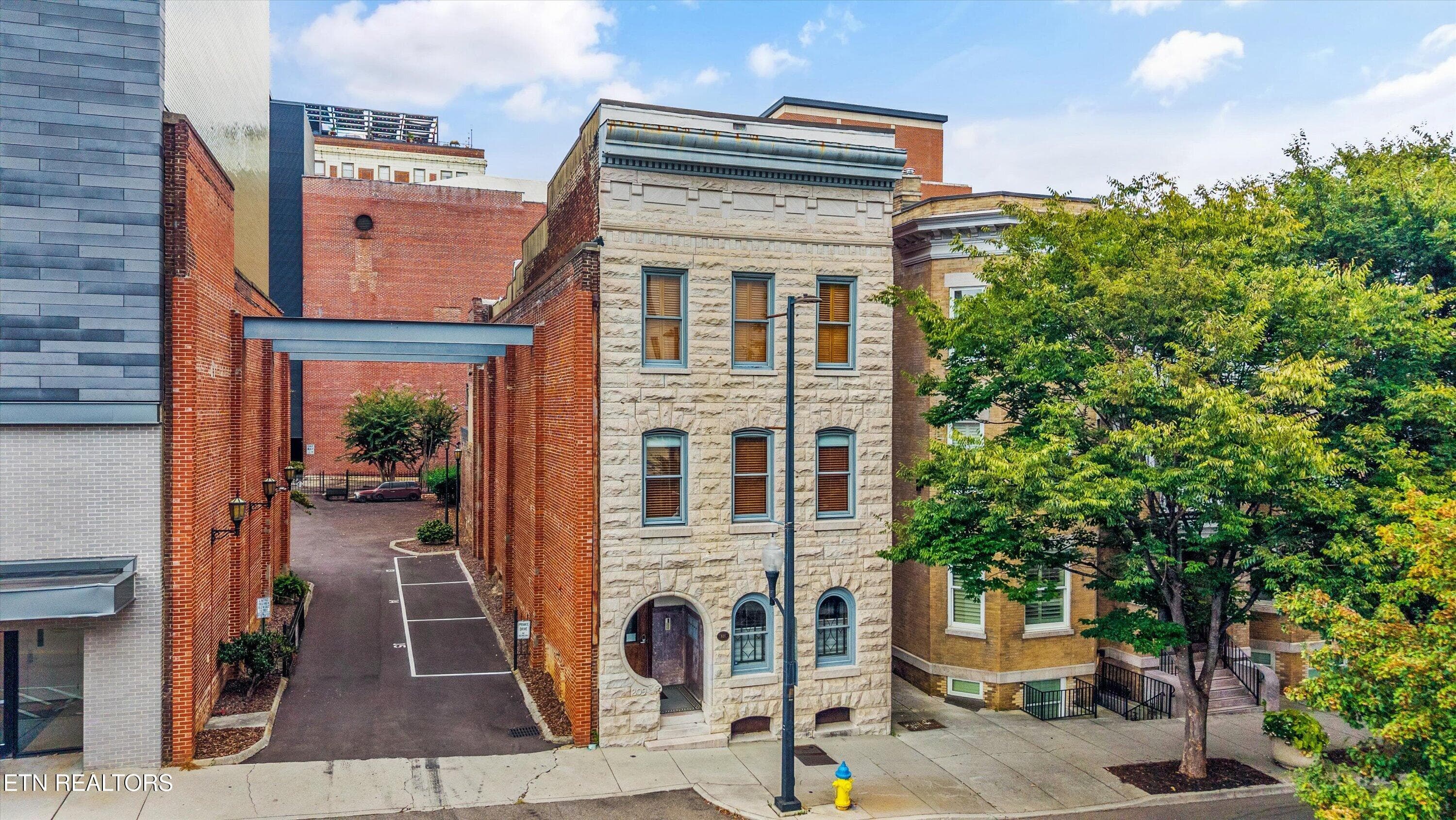209 W Church Ave 201, Knoxville, TN 37902