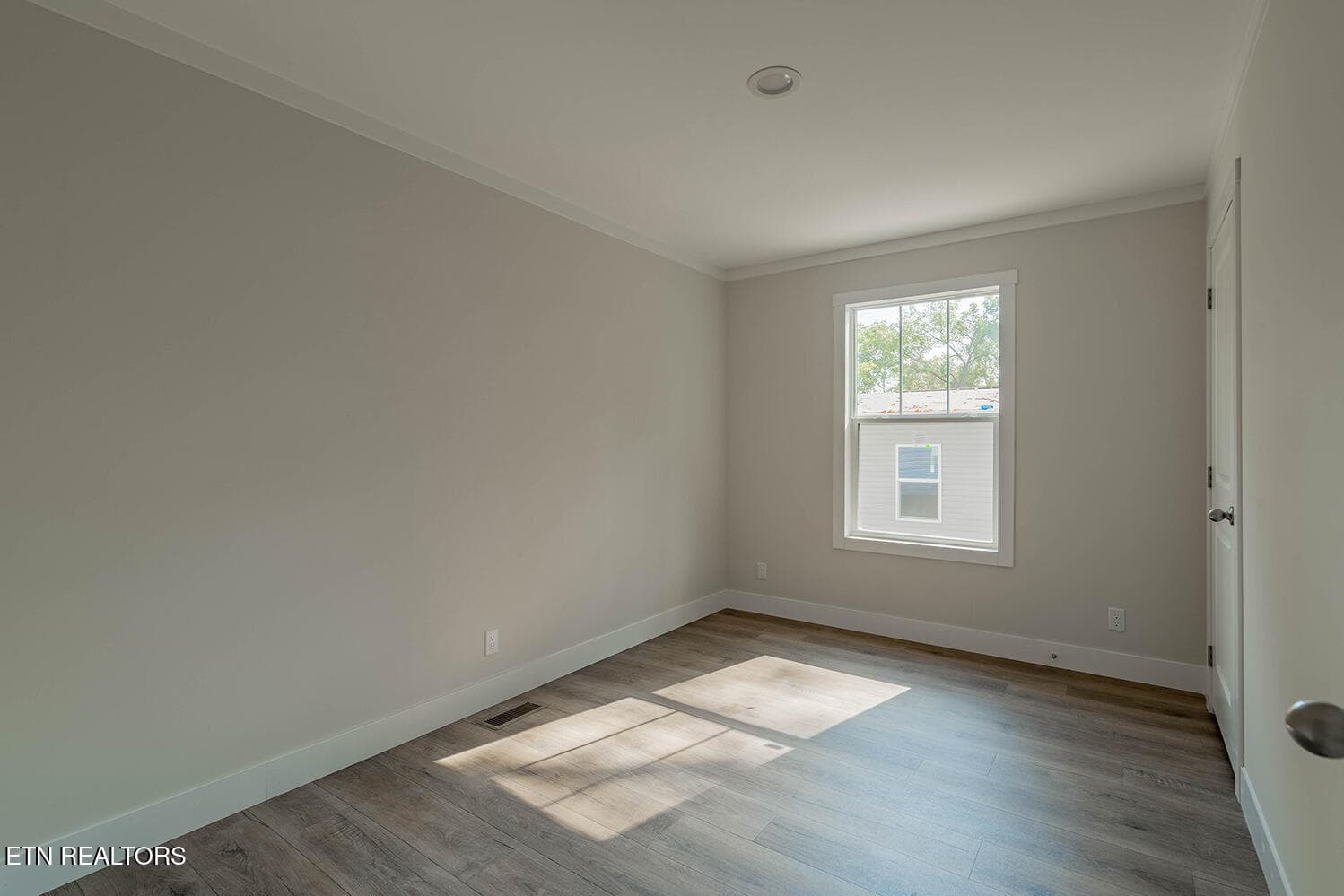 A7304336-HDR - 3821 Bonnie View Ave, Knoxville, TN 37914, Knoxville
