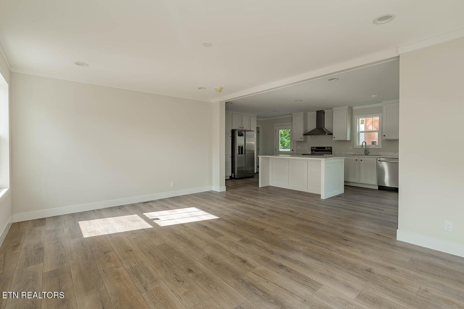 A7304366-HDR - 3821 Bonnie View Ave, Knoxville, TN 37914, Knoxville