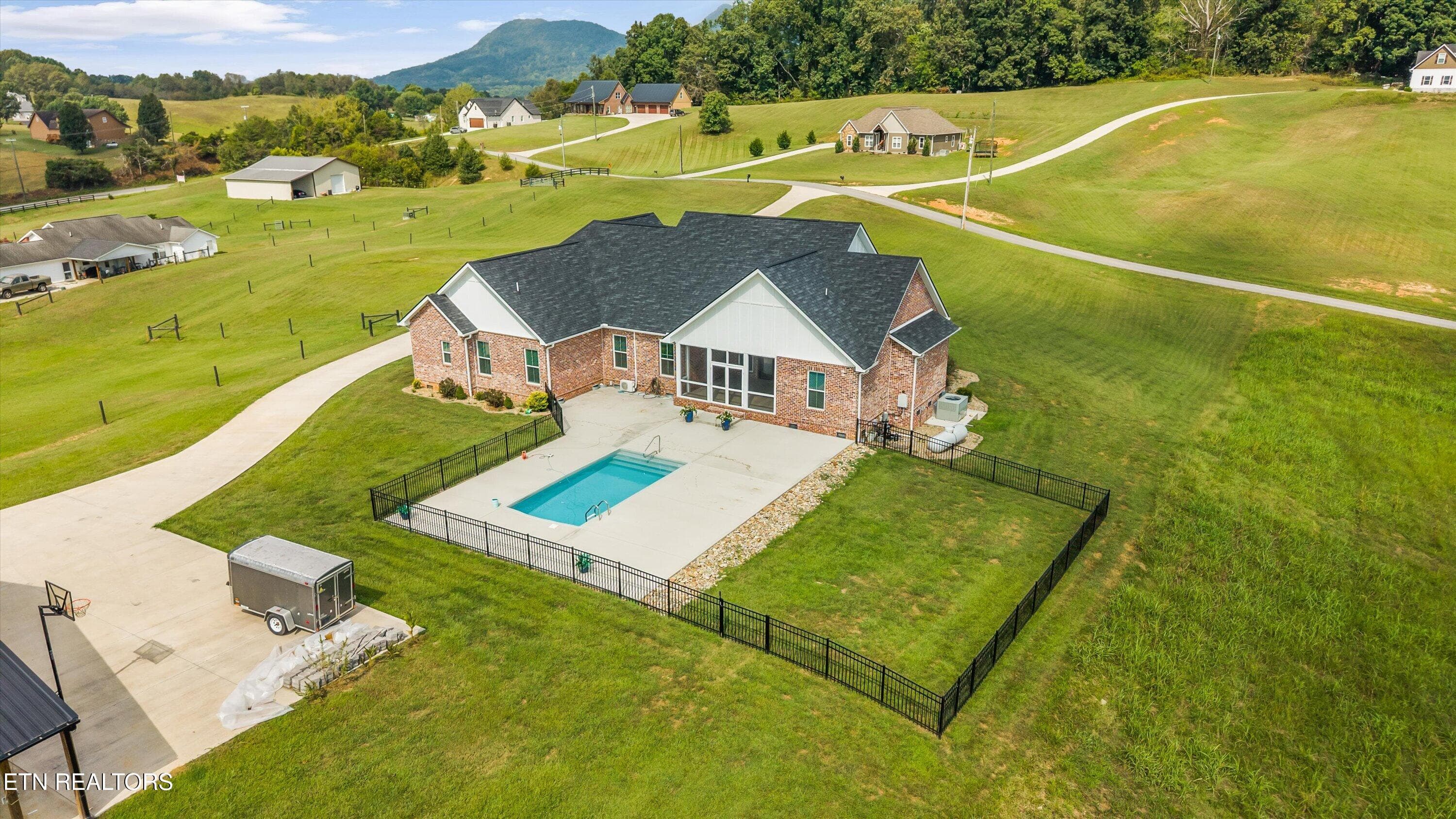 45-156 Brown Rd06 - 156 Brown Rd, Blaine, TN 37709, Blaine
