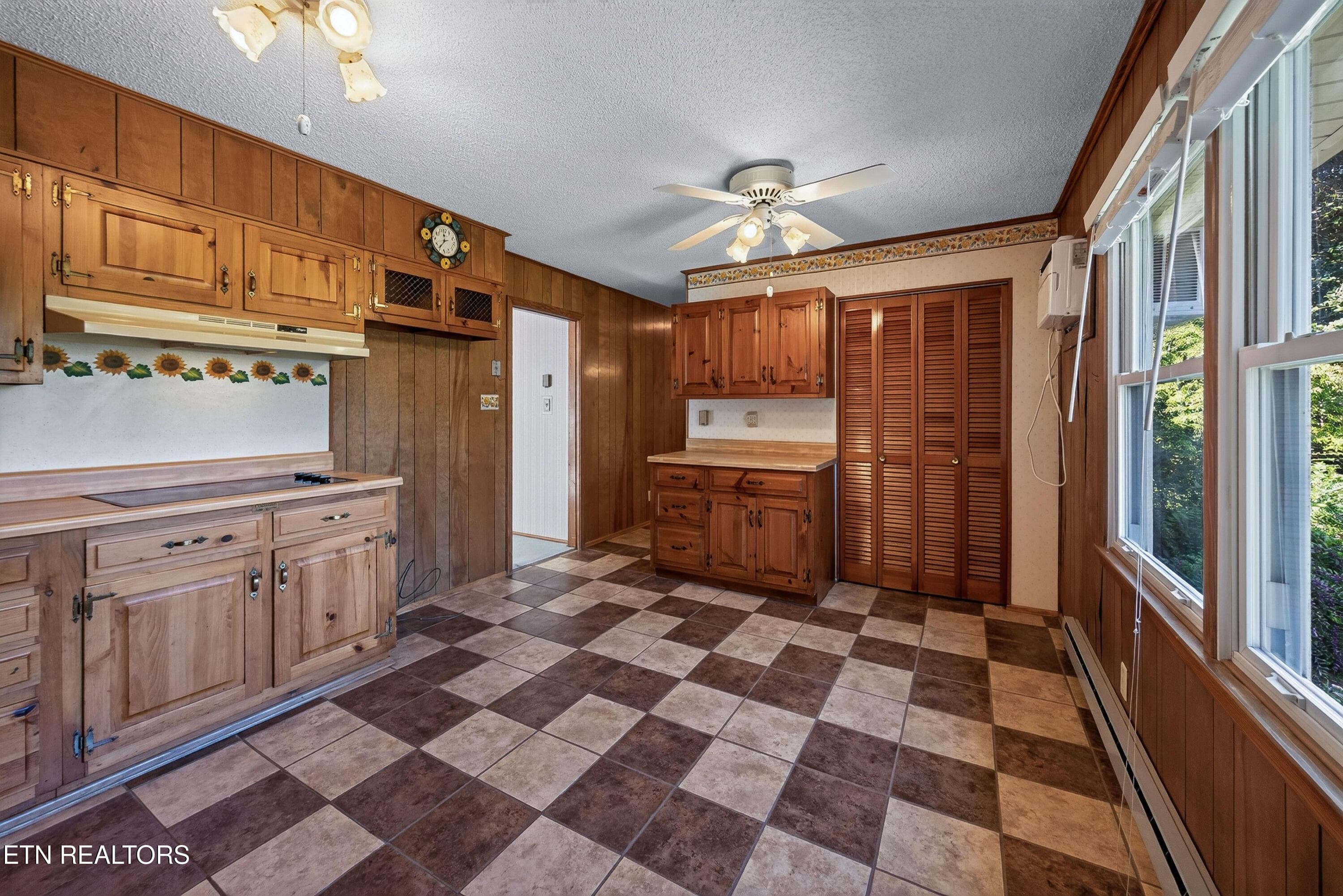kitchen - 12401 Buttermilk Rd, Knoxville, TN 37932, Knoxville