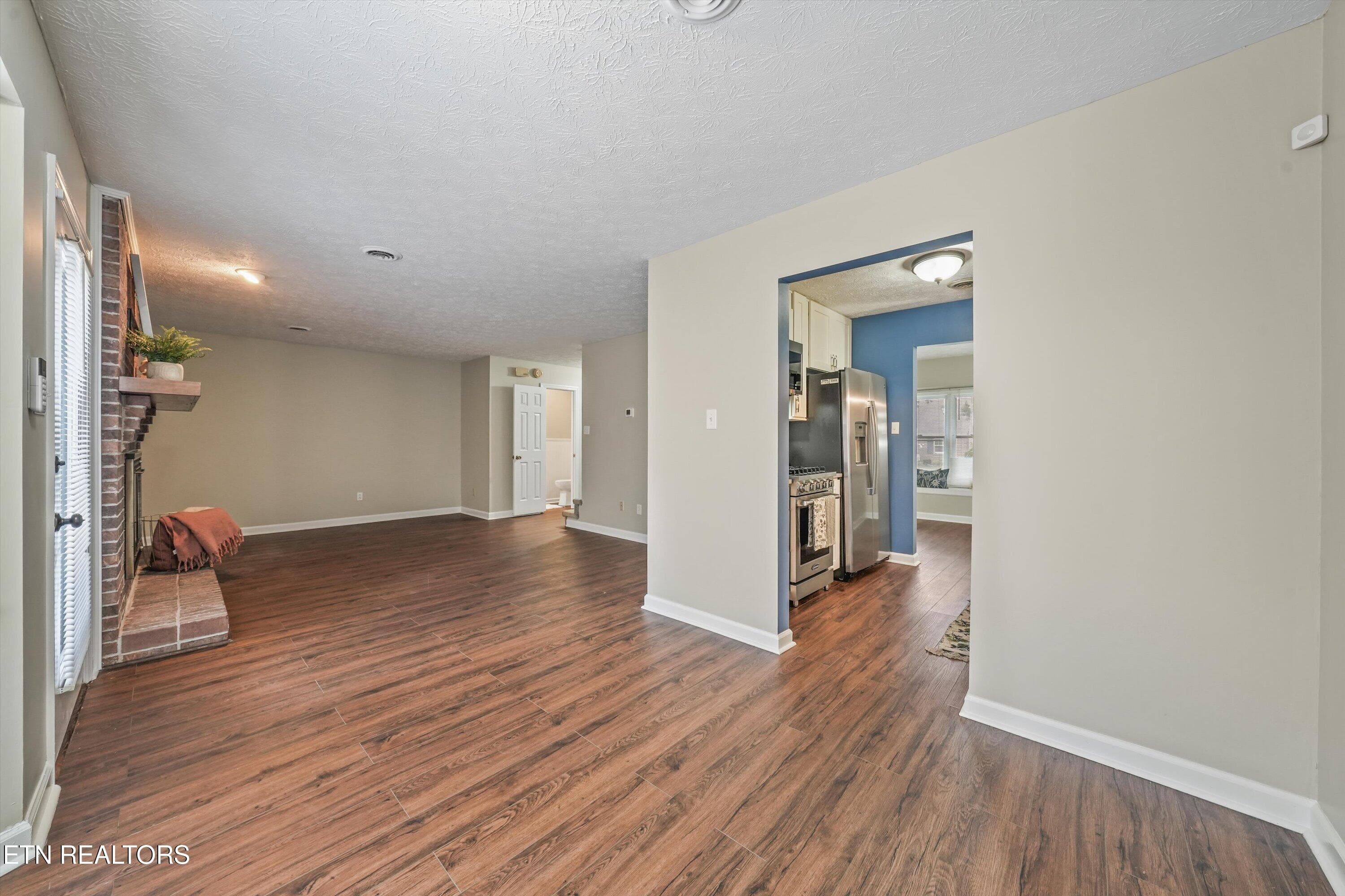 LIVING ROOM 2 - 8732 Aragon Lane, Knoxville, TN 37923, Knoxville