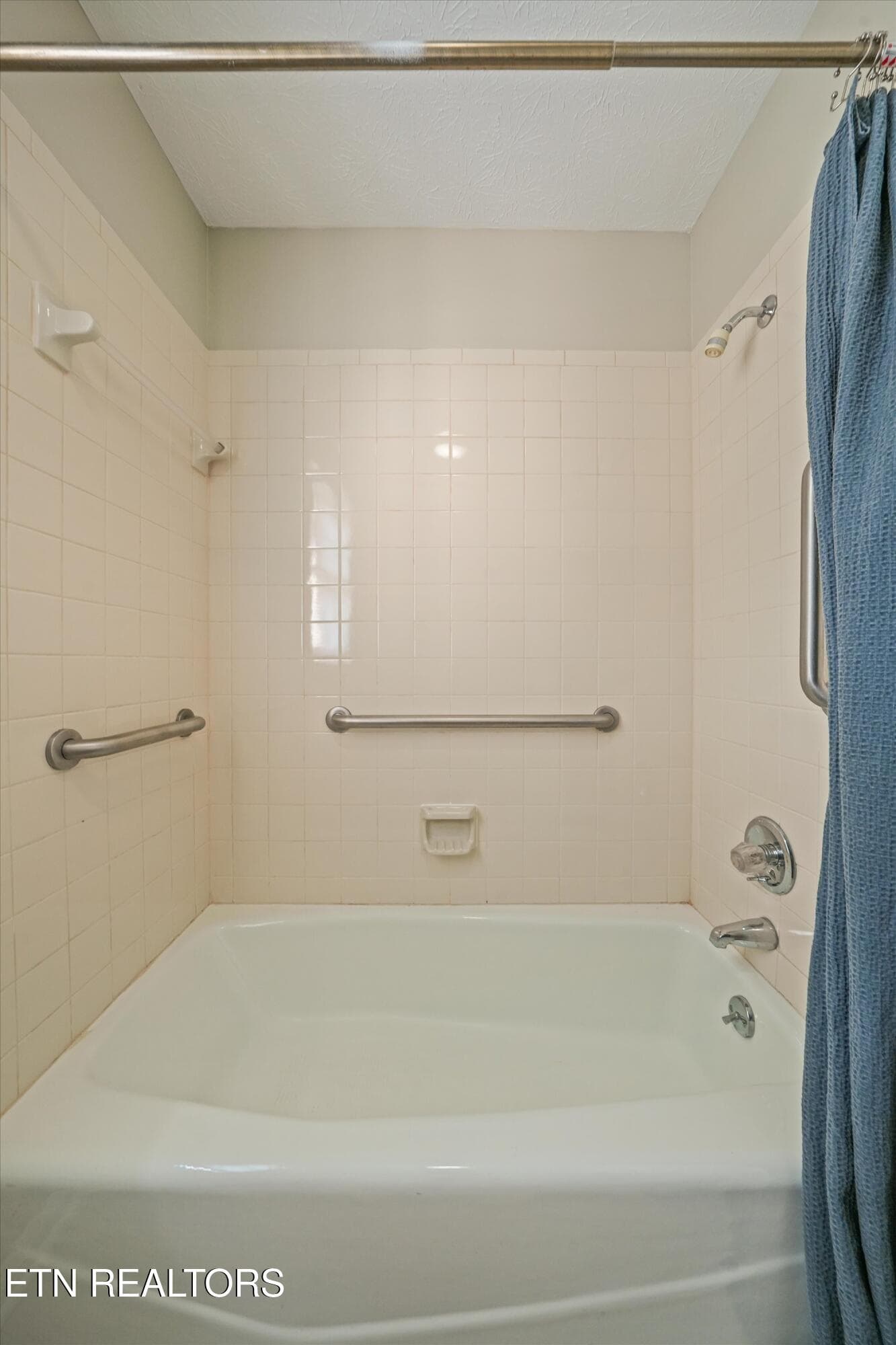 FULL BATH 2 - 8732 Aragon Lane, Knoxville, TN 37923, Knoxville