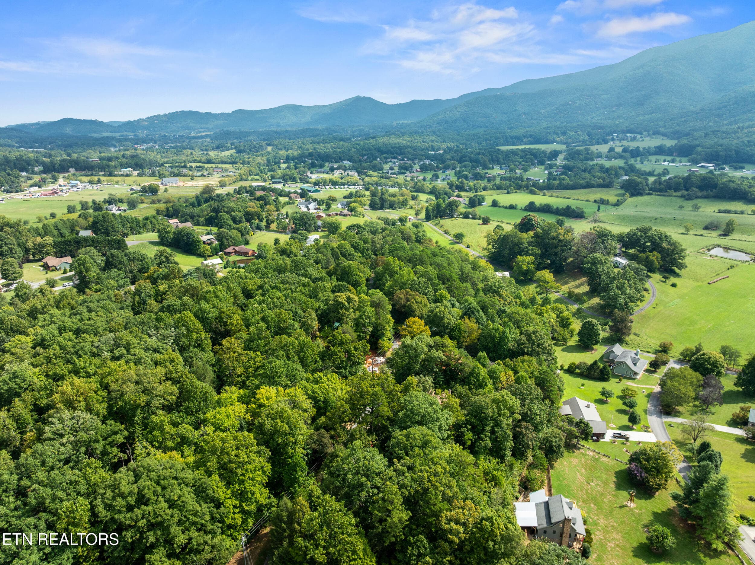 3839 saddle brook way-58 - 3839 Saddle Brook Way, Sevierville, TN 37862, Sevierville
