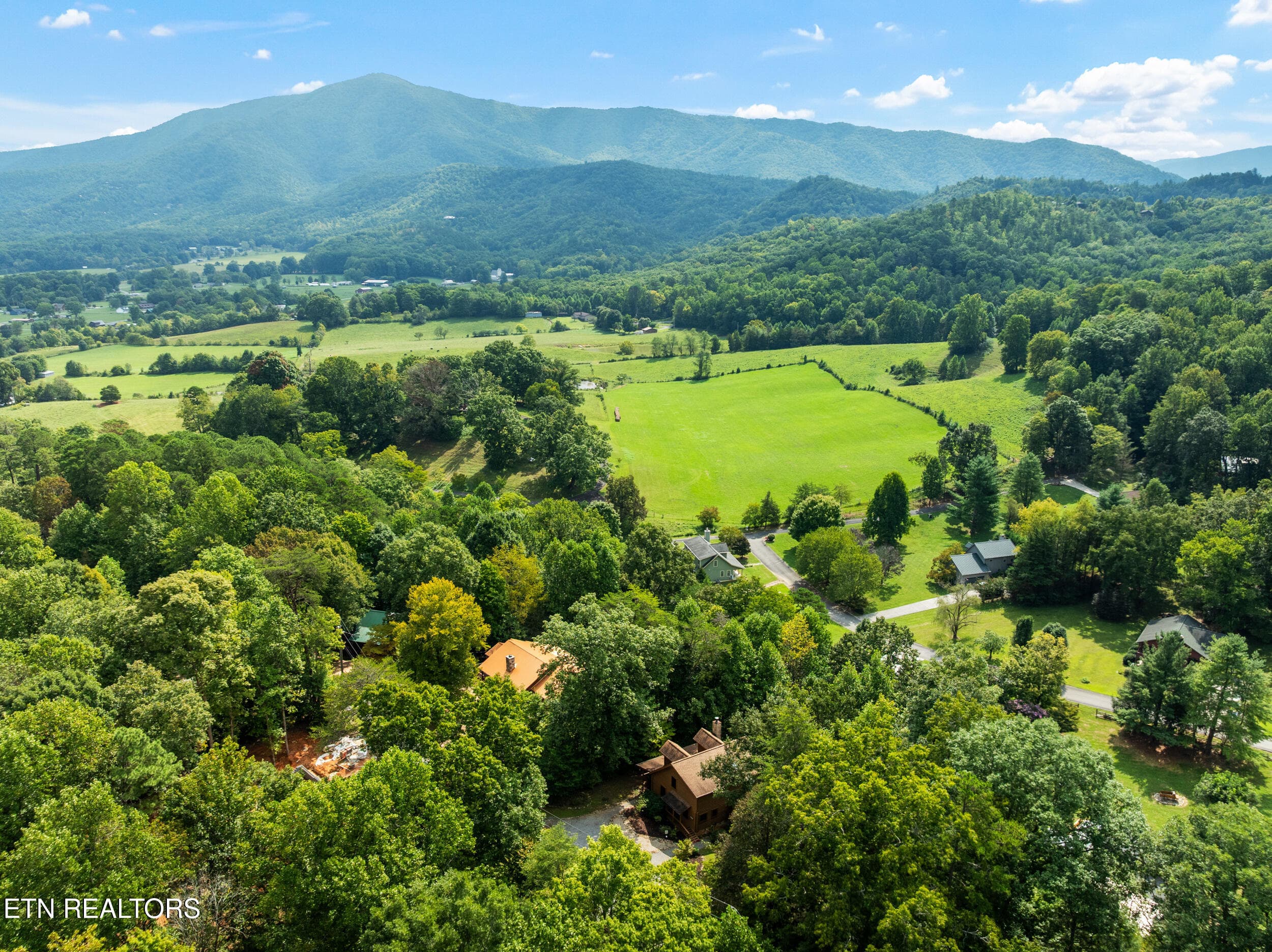 3839 saddle brook way-57 - 3839 Saddle Brook Way, Sevierville, TN 37862, Sevierville