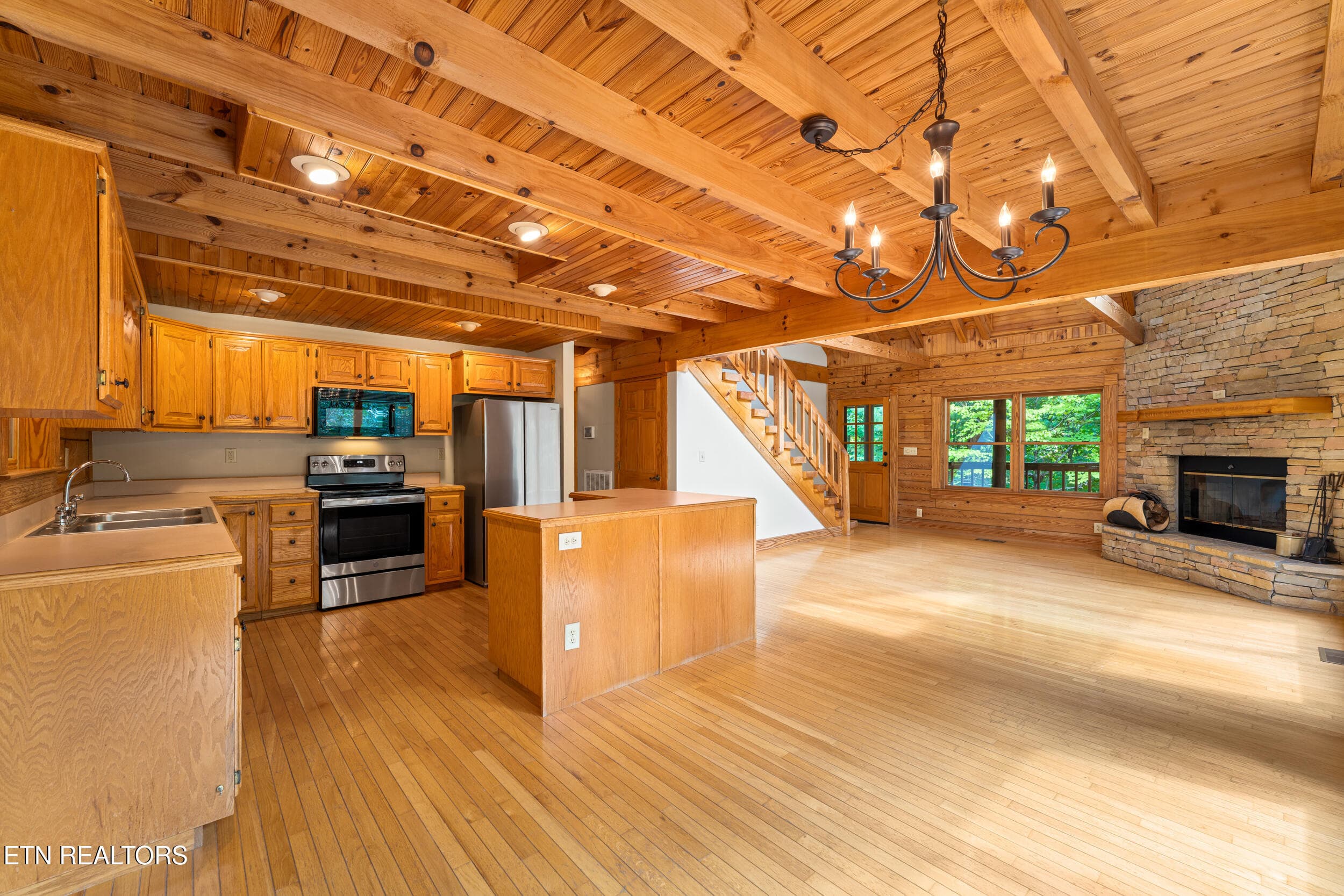 3839 saddle brook way-13 - 3839 Saddle Brook Way, Sevierville, TN 37862, Sevierville