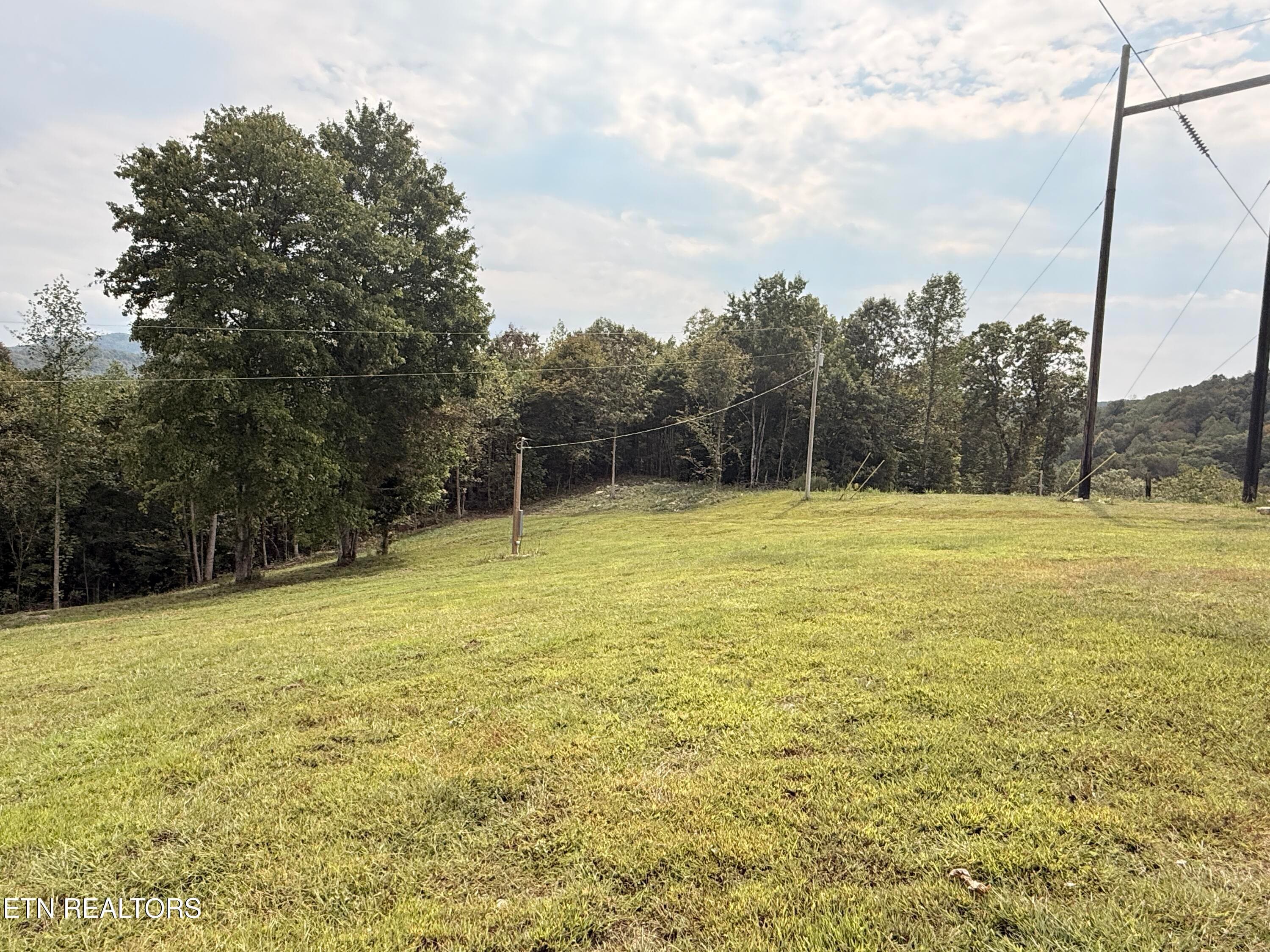 Clubhouse Upper Property - 444 Roses Creek Rd, Clairfield, TN 37715, Clairfield