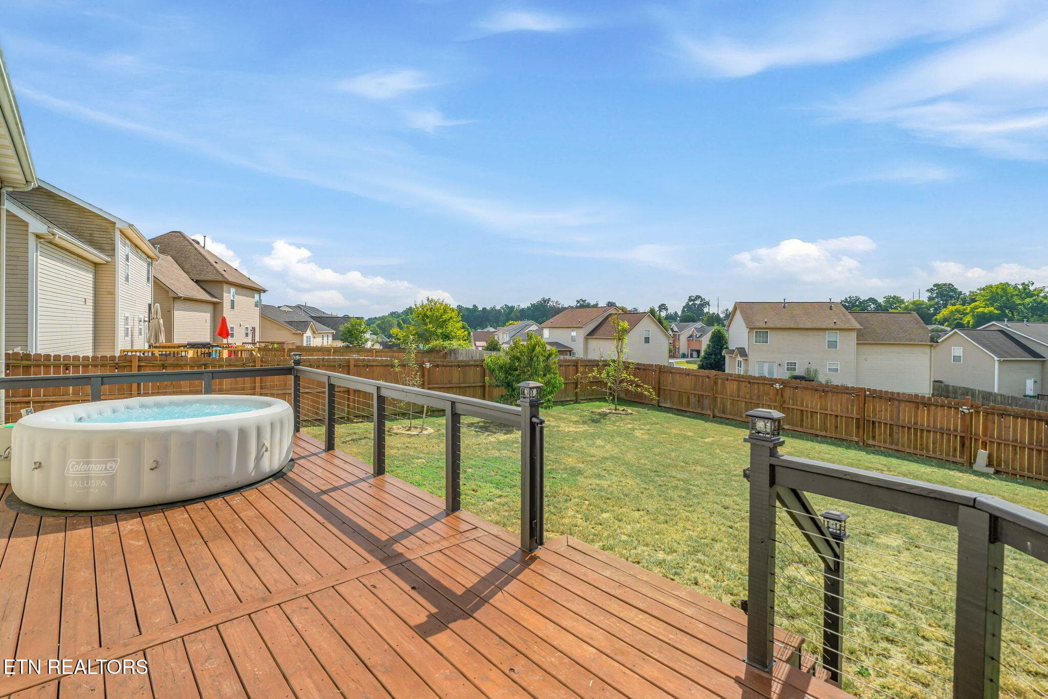 Hot tub conveys - 2135 Cedargreens Rd, Knoxville, TN 37924, Knoxville