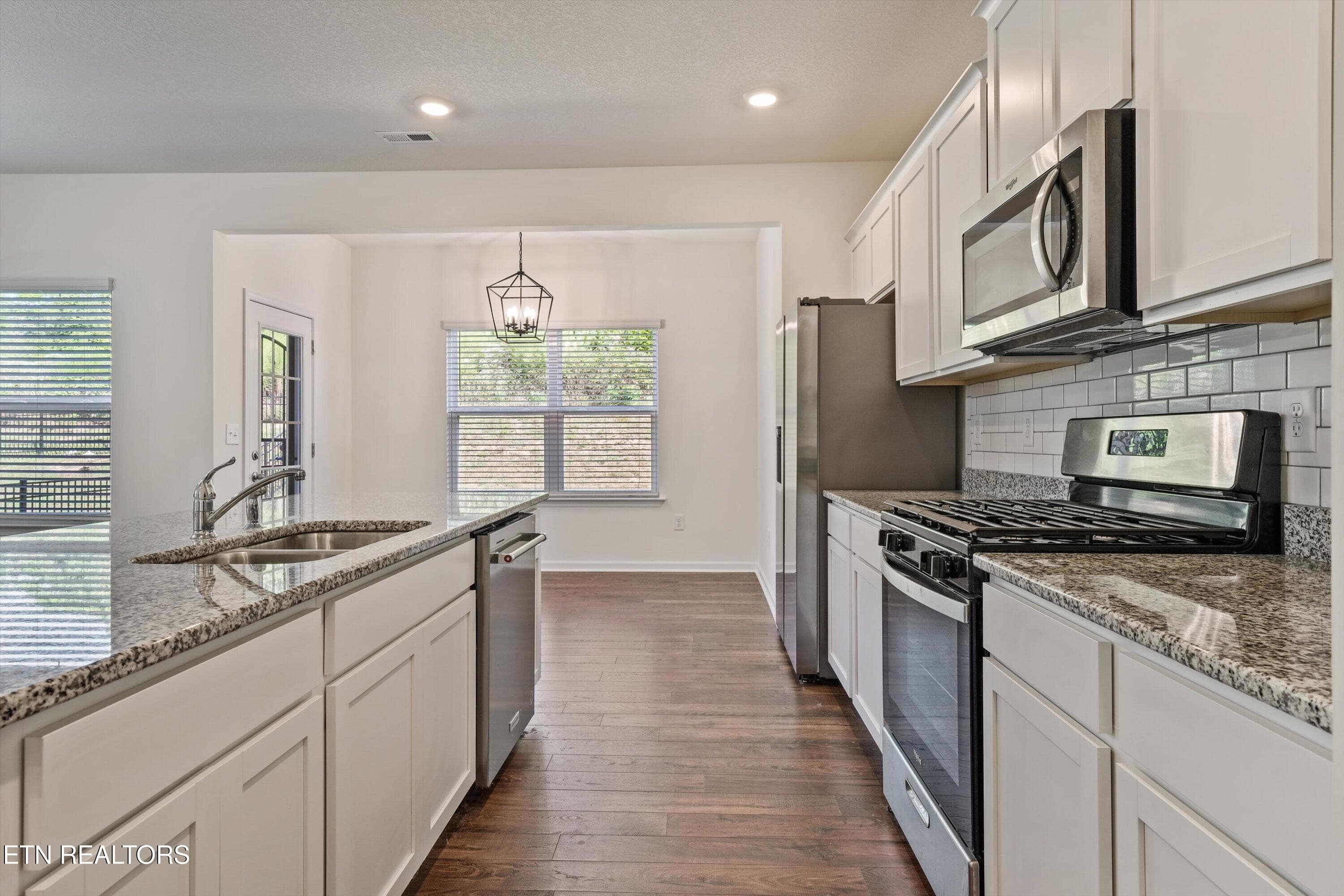 Super-Functional Kitchen Layout - 6341 Night Time Drive, Knoxville, TN 37931, Knoxville