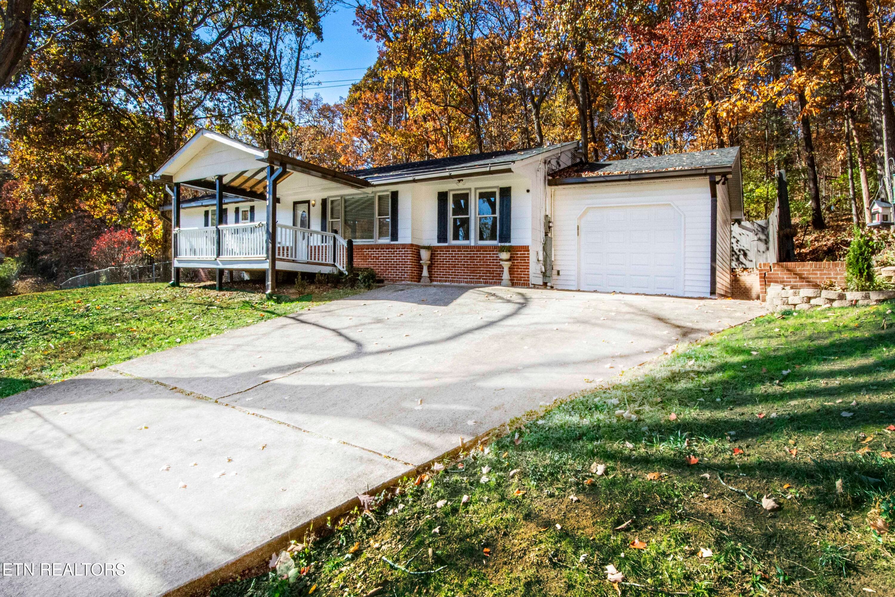 4509 NW Willowdale Drive, Knoxville, TN 37921