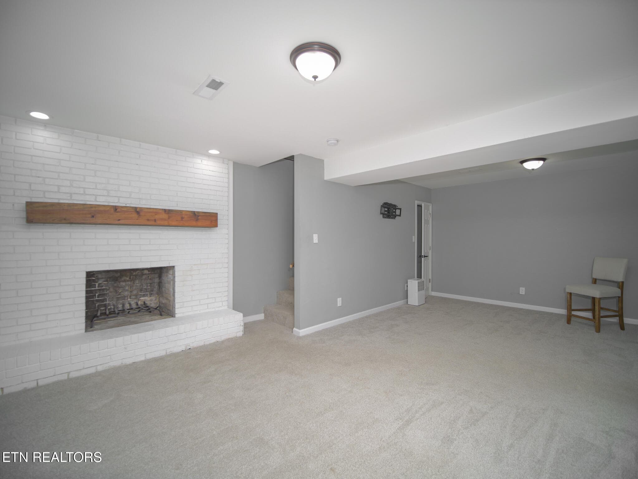 Basement Living - 3001 Walmar Drive, Knoxville, TN 37920, Knoxville