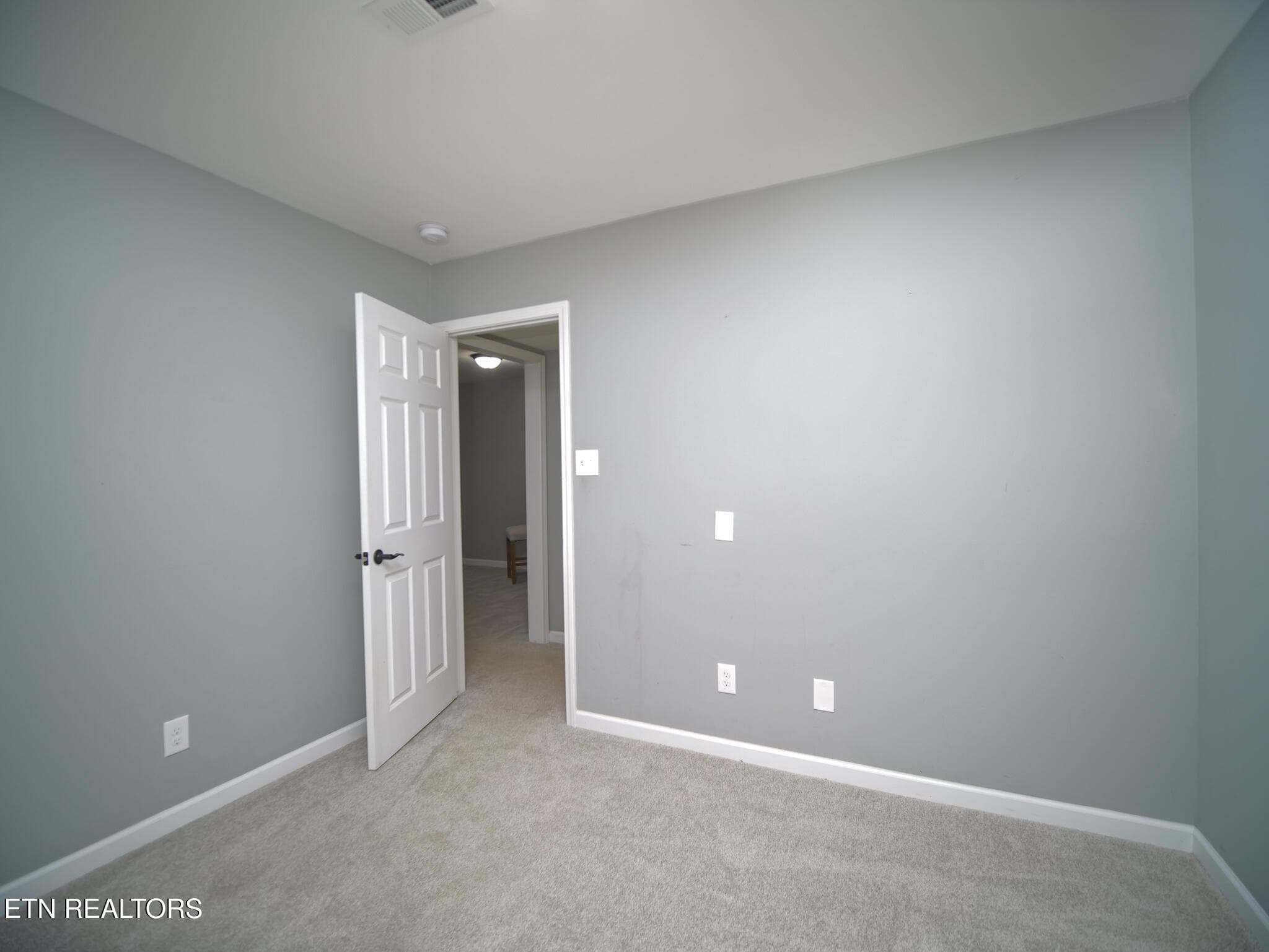 Bonus/Office - 3001 Walmar Drive, Knoxville, TN 37920, Knoxville