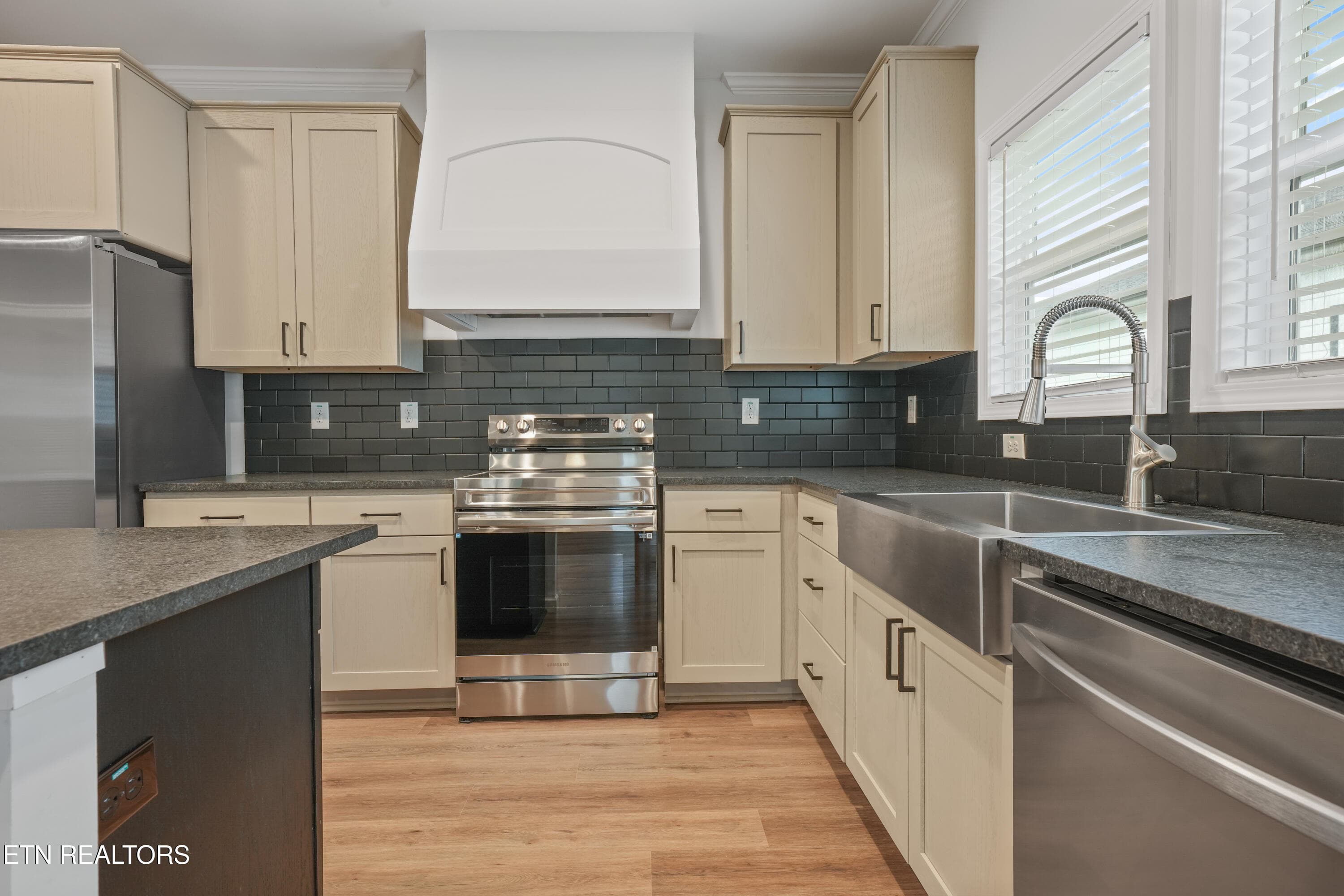Kitchen View 3 - 7622 Sycamore Breeze Rd, Knoxville, TN 37920, Knoxville