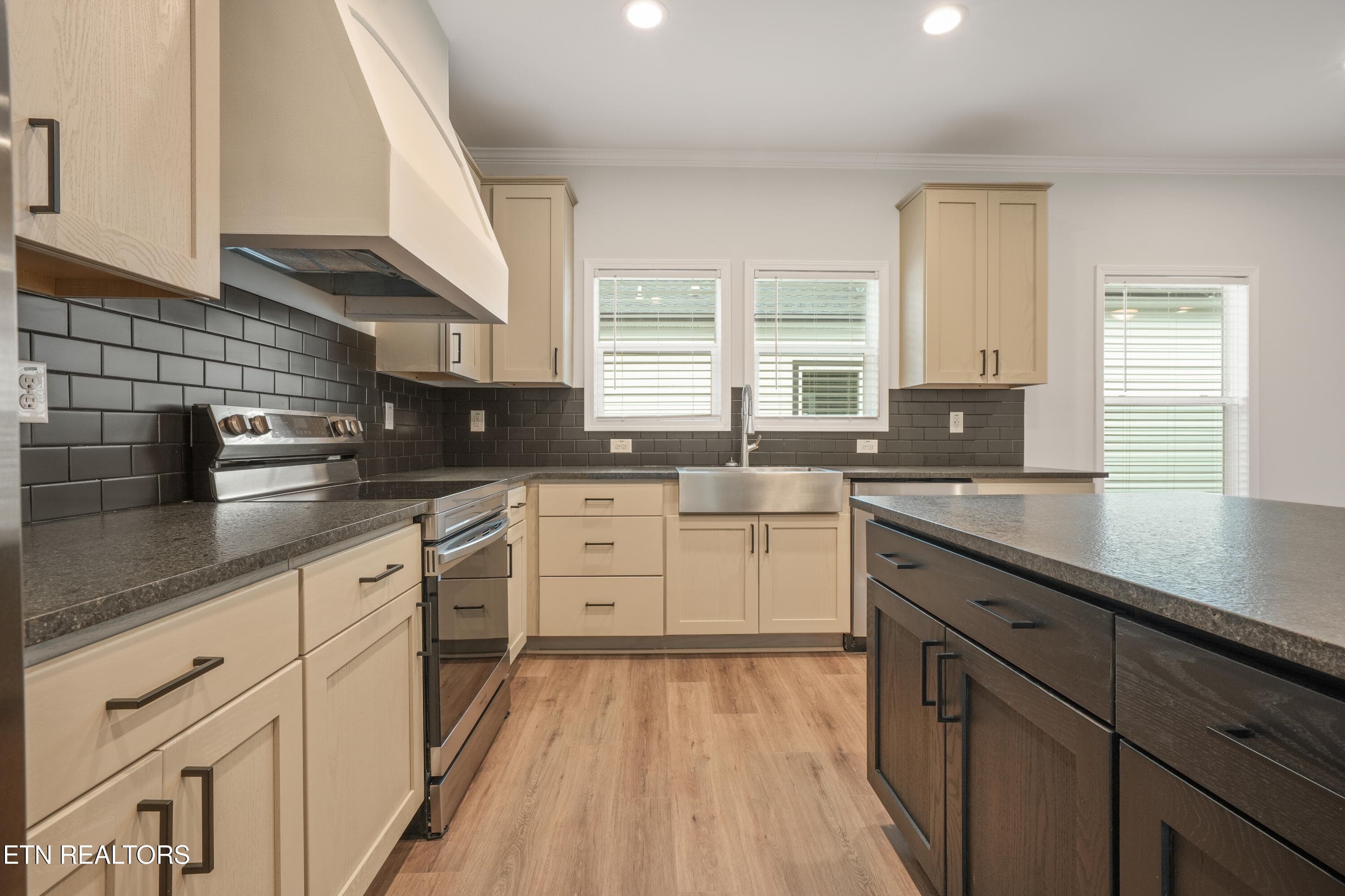 Kitchen View 4 - 7622 Sycamore Breeze Rd, Knoxville, TN 37920, Knoxville