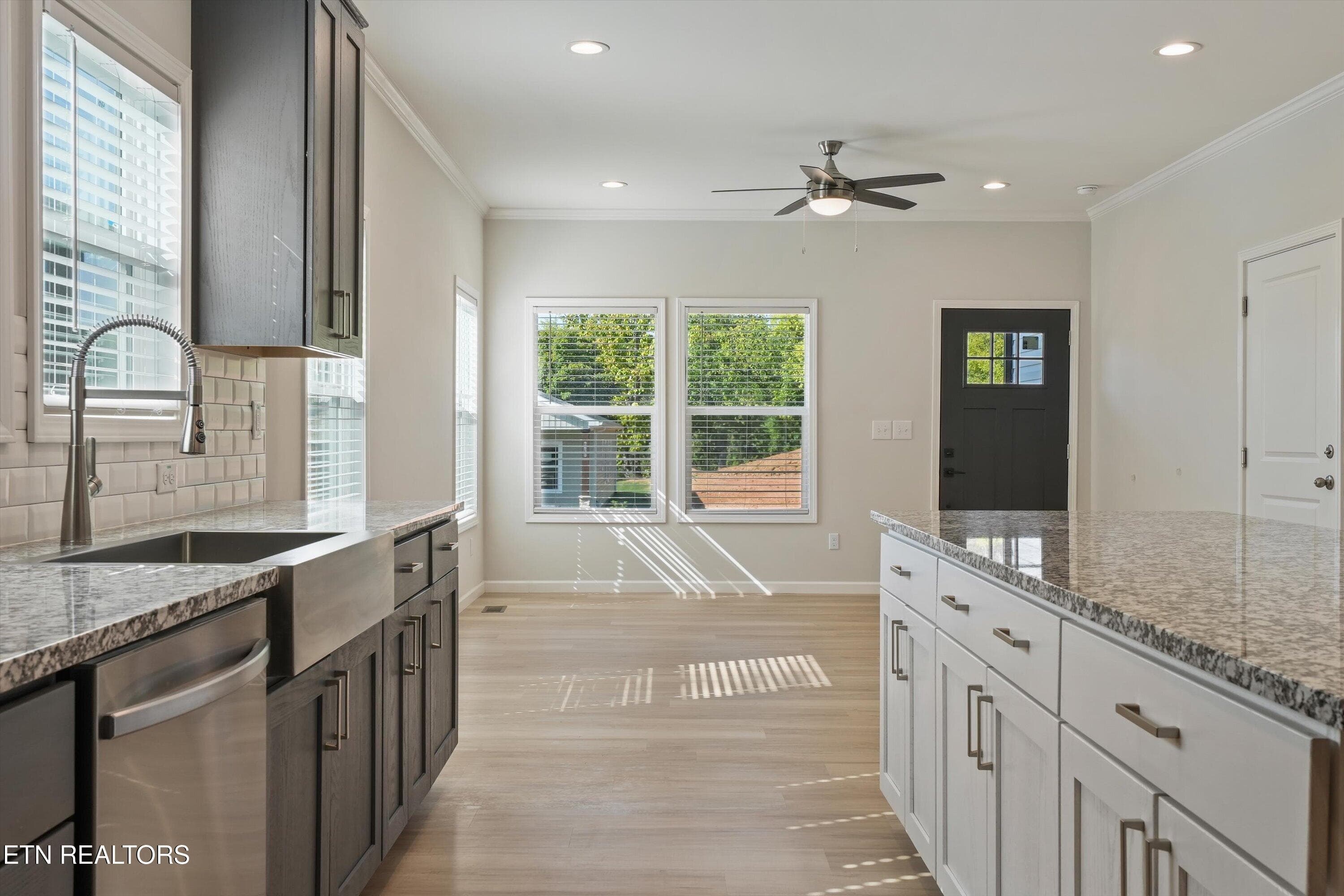 Kitchen View 5 - 7628 Sycamore Breeze Rd, Knoxville, TN 37920, Knoxville