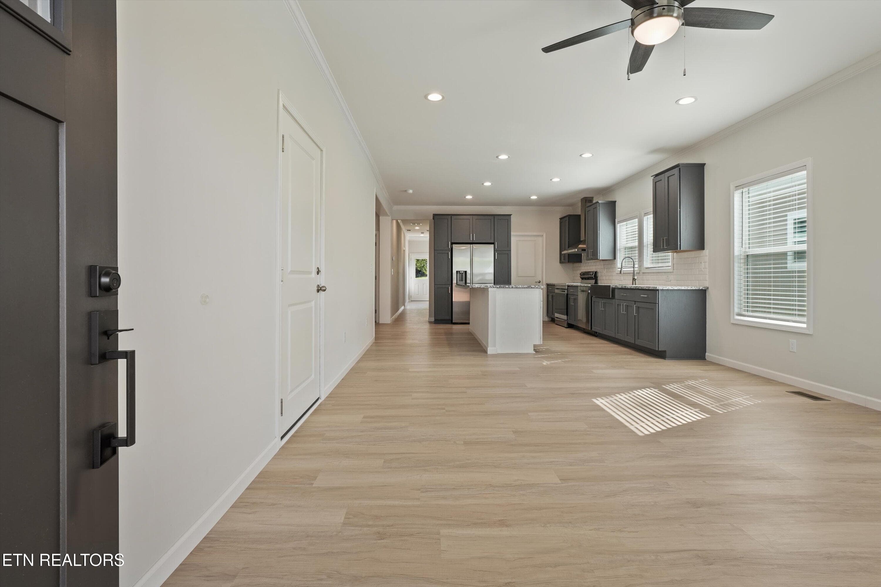 Family Room - 7628 Sycamore Breeze Rd, Knoxville, TN 37920, Knoxville