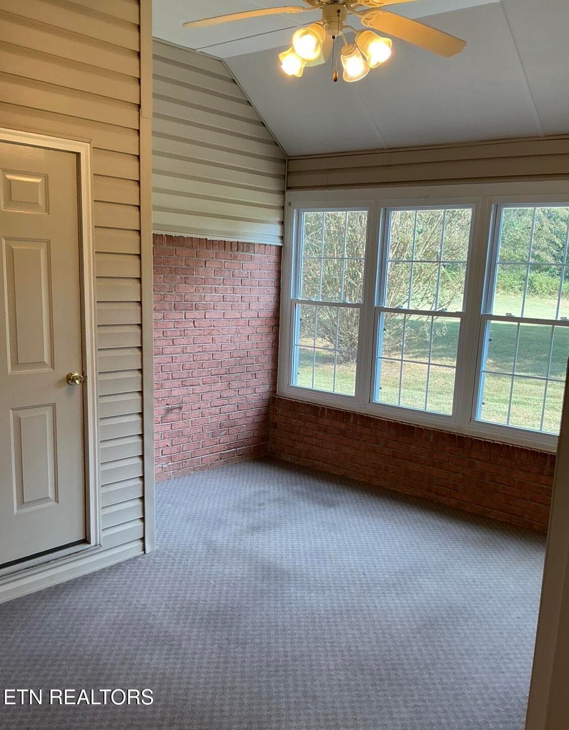 2828 Knob Creek - 2828 Knob Creek Lane, Knoxville, TN 37912, Knoxville