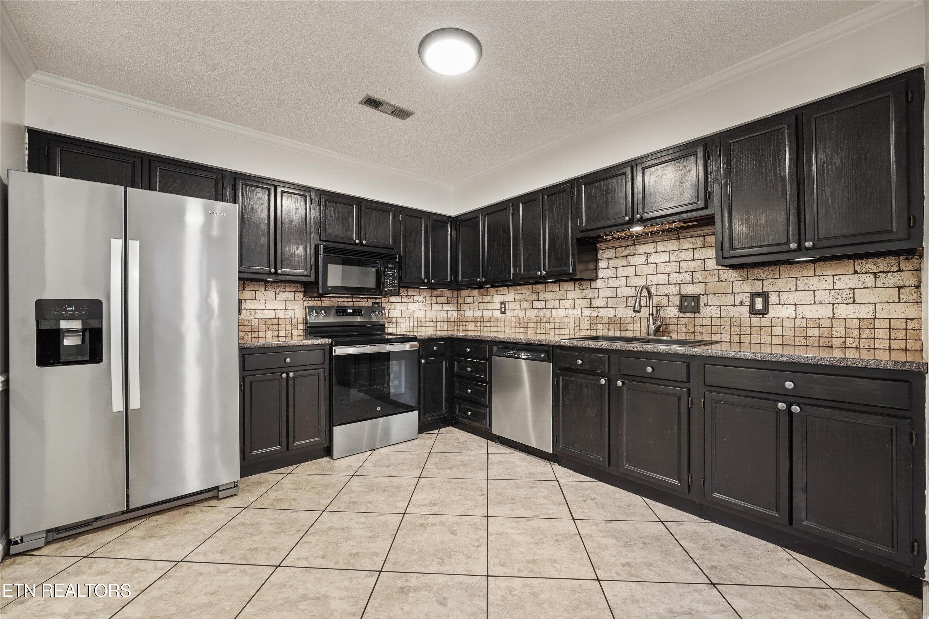 close up kitchen - 5032 Griffins Gate Lane, Knoxville, TN 37912, Knoxville