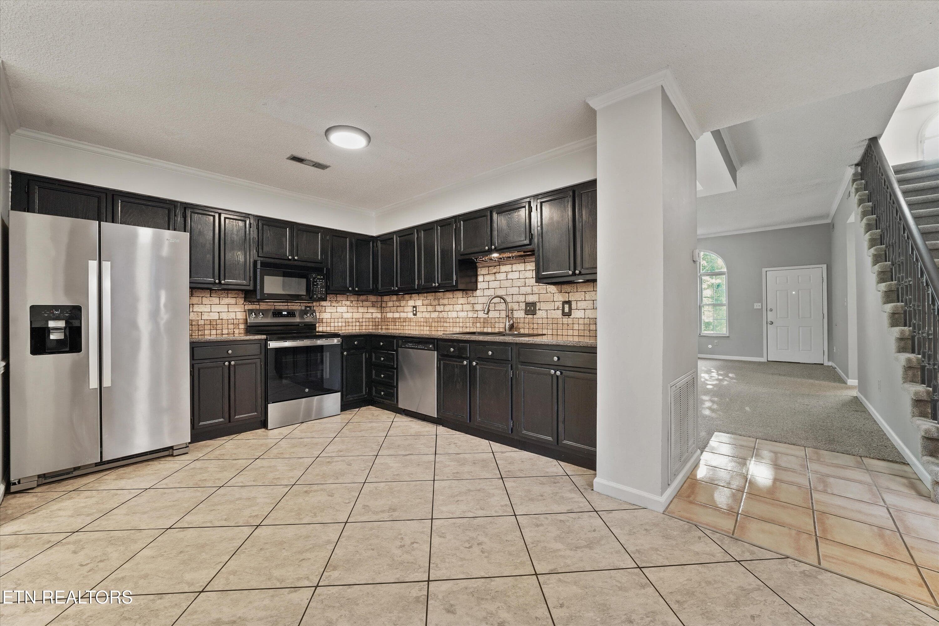 kitchen - 5032 Griffins Gate Lane, Knoxville, TN 37912, Knoxville