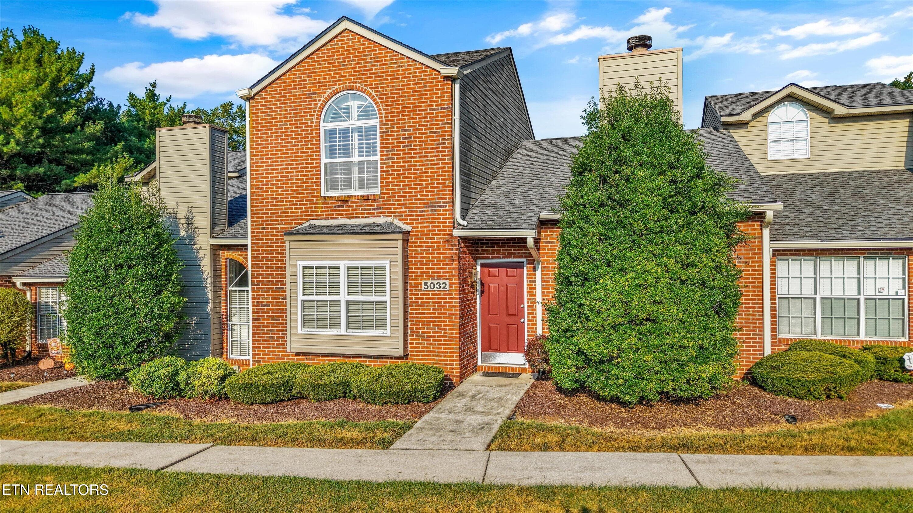 5032 Griffins Gate Lane, Knoxville, TN 37912