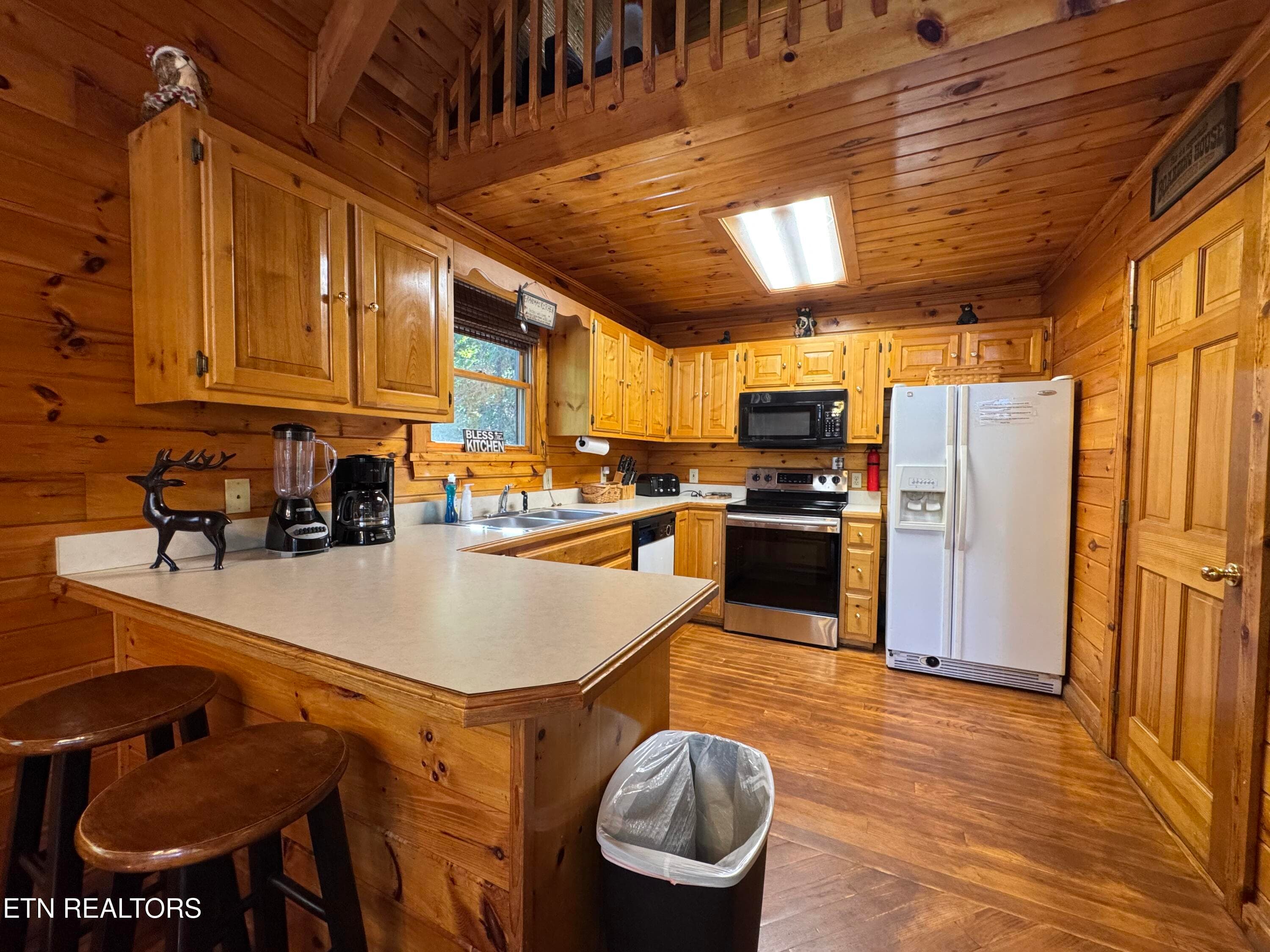 IMG_6853 - 3514 Olde Tyme Way, Sevierville, TN 37862, Sevierville