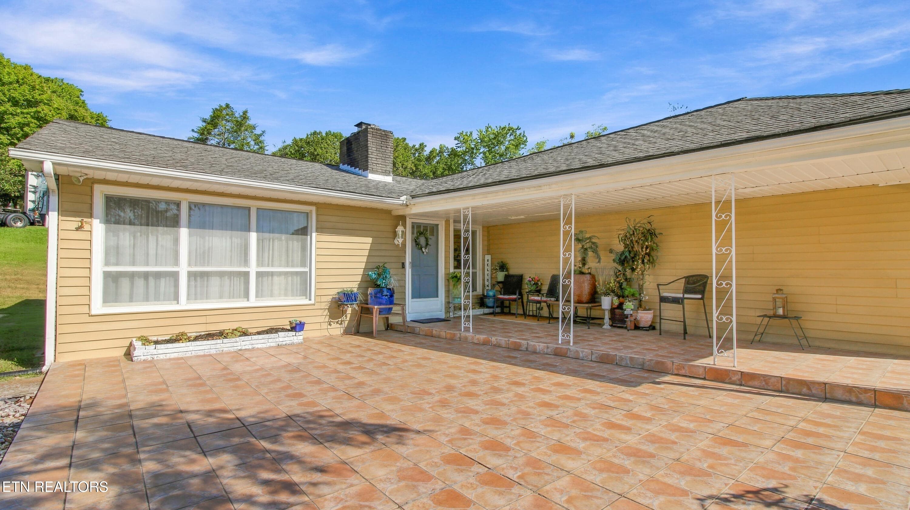 wedgewood-42Another Front2 - 1004 Wedgewood Drive, Knoxville, TN 37914, Knoxville