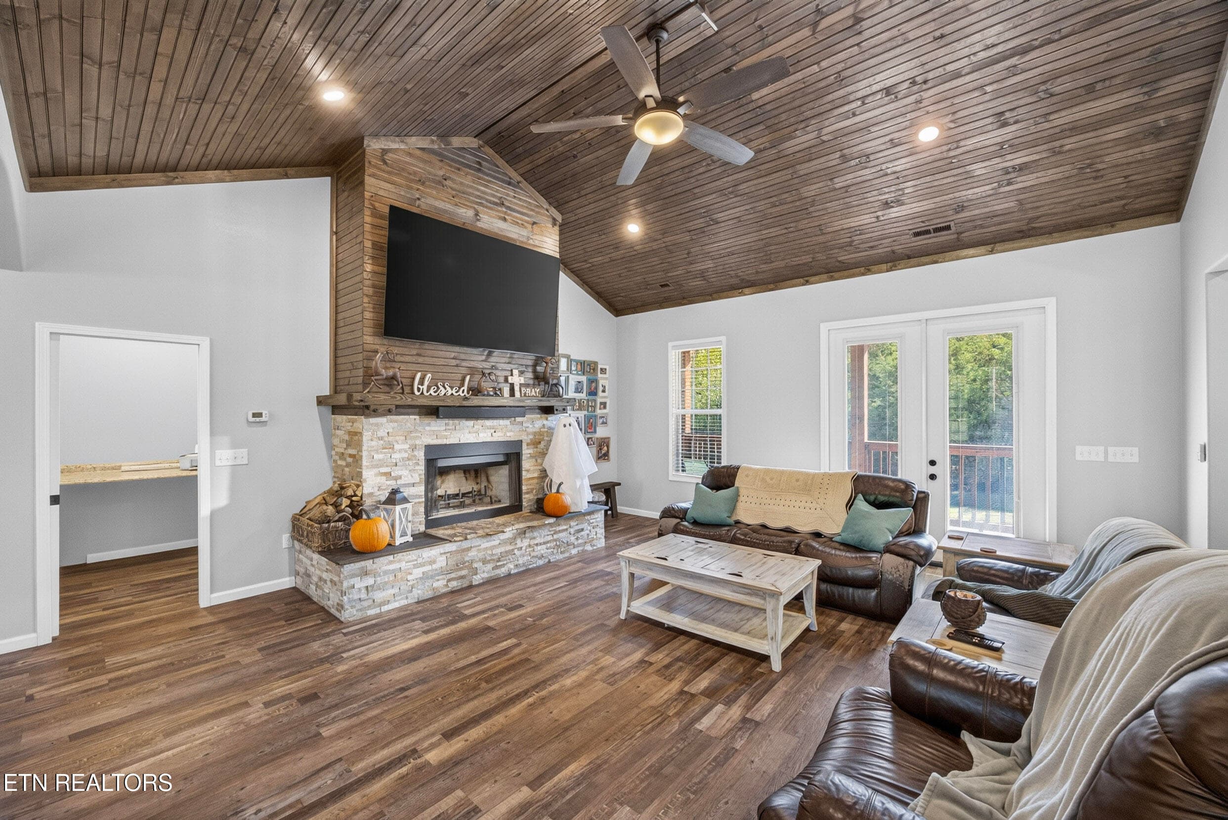 24-8N5A5811 - 7240 Hook Ridge Rd, Monroe, TN 38573, Monroe