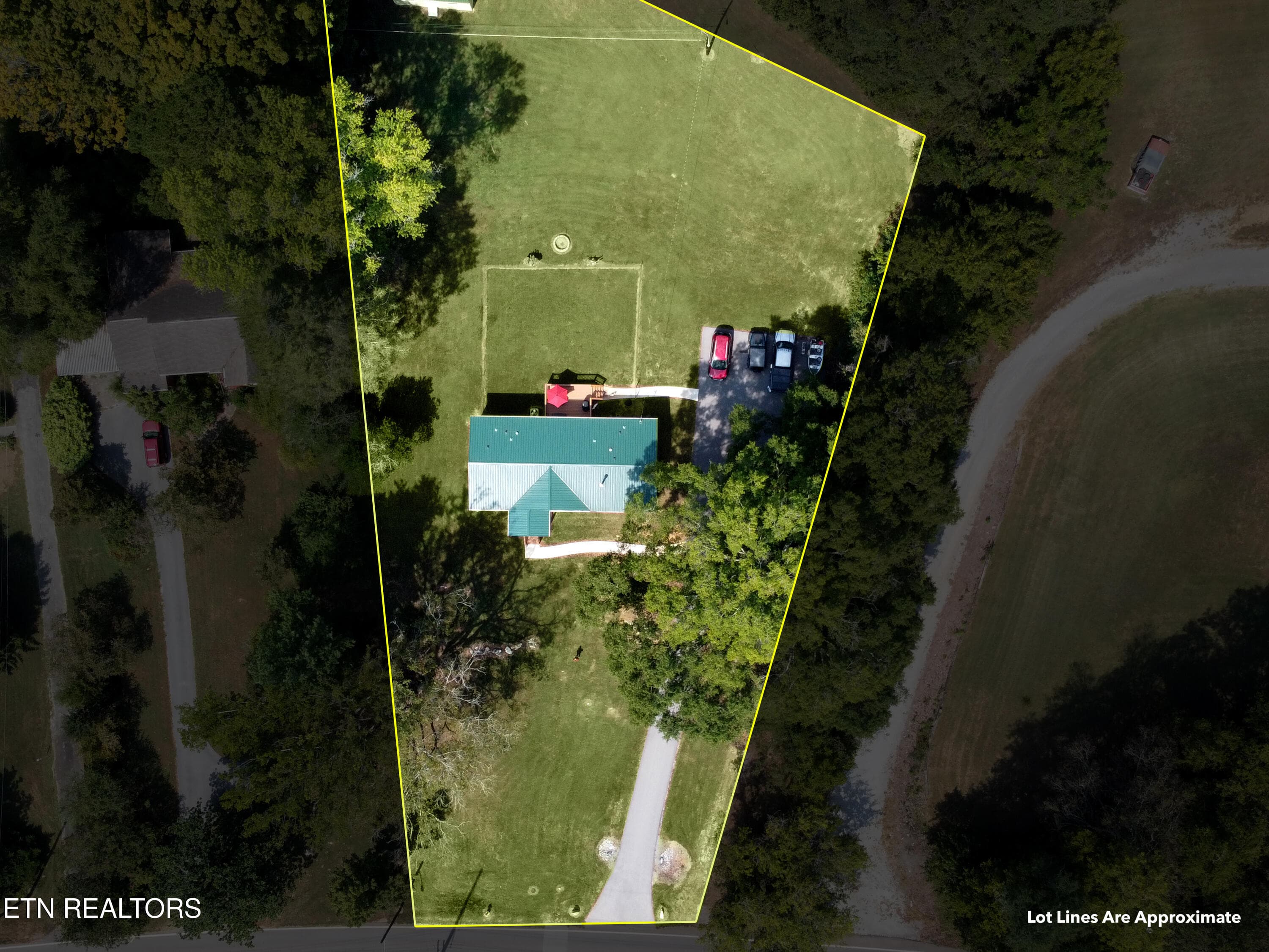 Drone1_Outlined - 2643 Delrose Drive, Knoxville, TN 37914, Knoxville