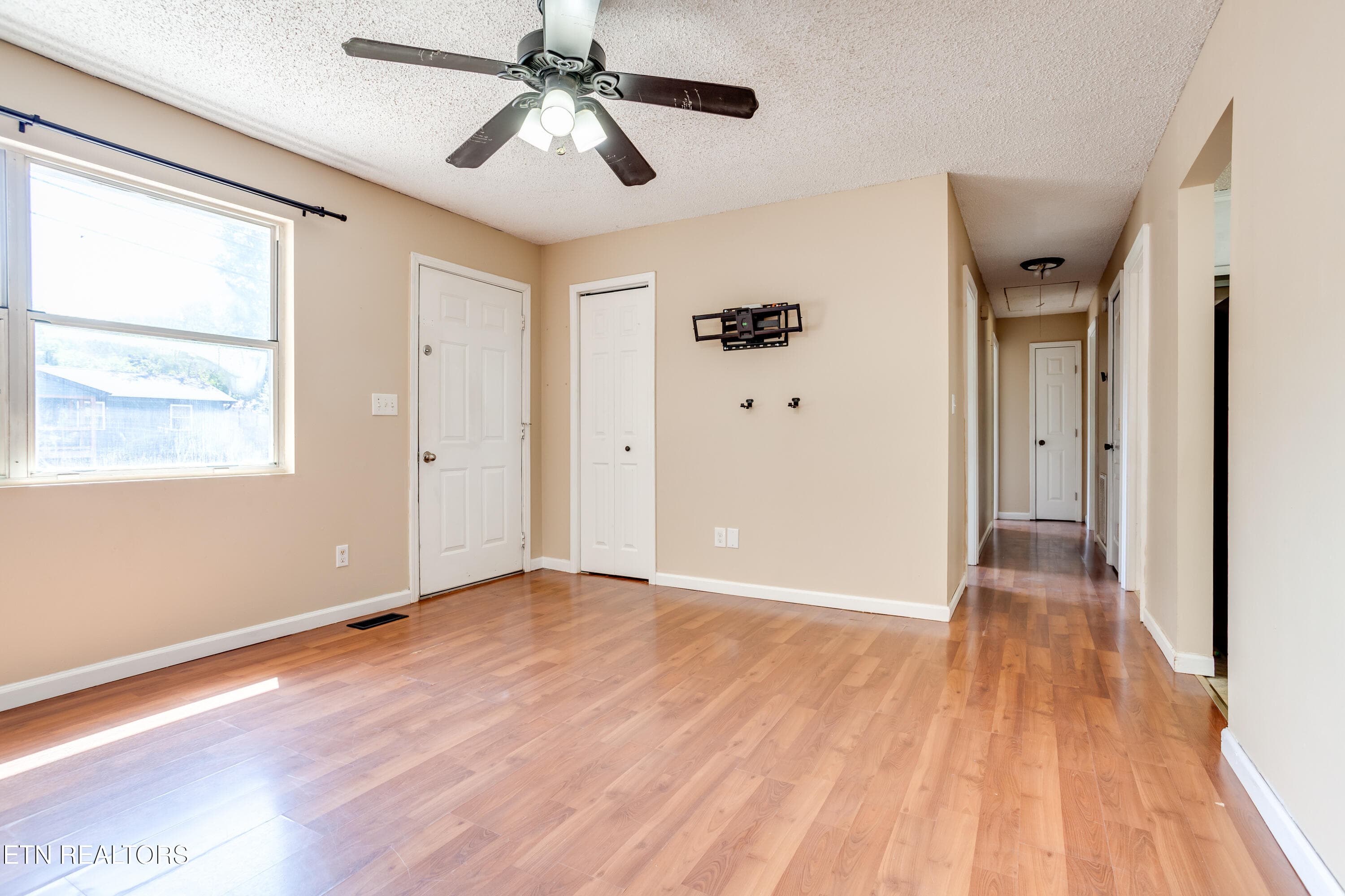 00920260917-2-3403WexgateRdKnoxvilleTn-S - 3403 Wexgate Rd, Knoxville, TN 37931, Knoxville