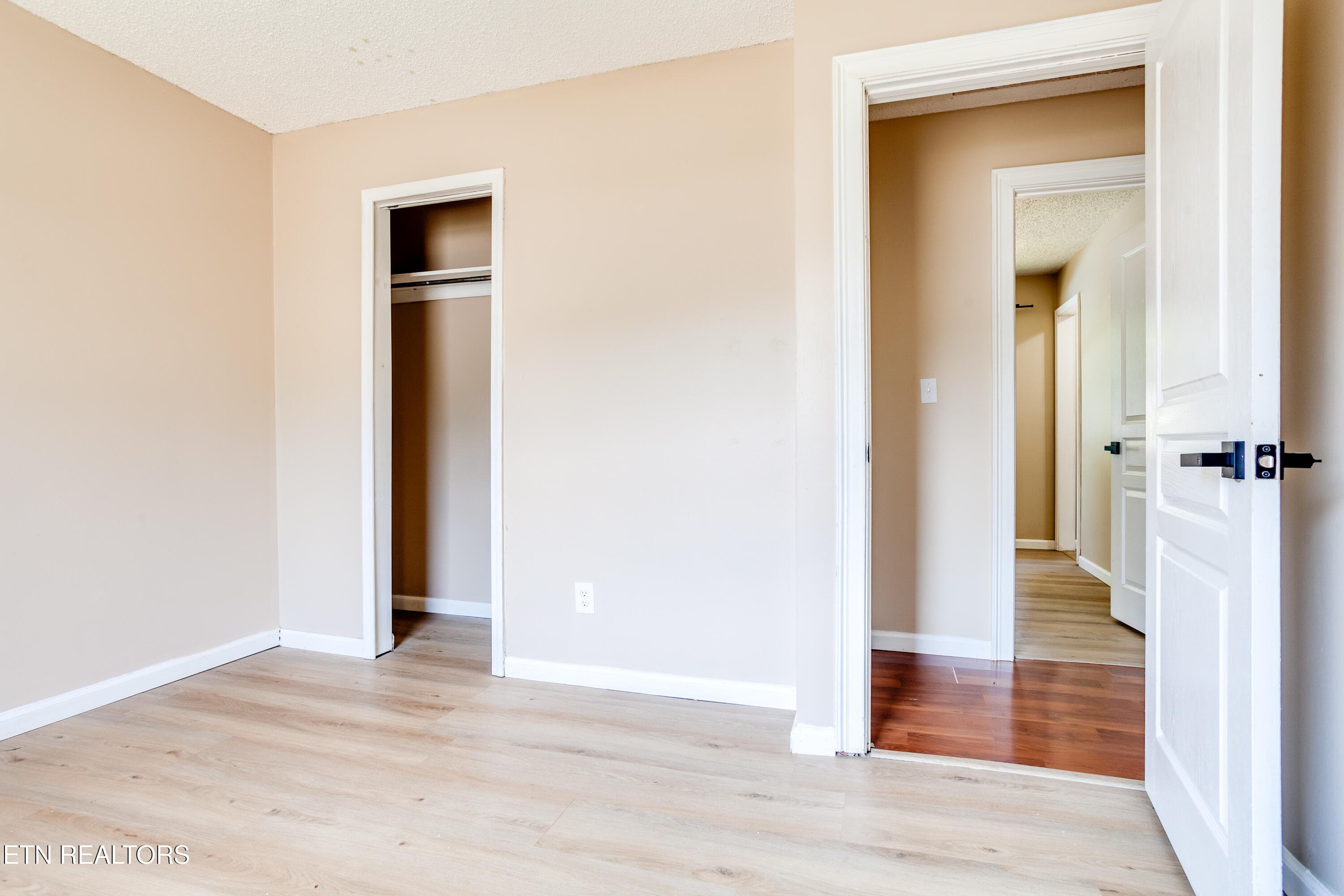 02720260917-2-3403WexgateRdKnoxvilleTn-S - 3403 Wexgate Rd, Knoxville, TN 37931, Knoxville