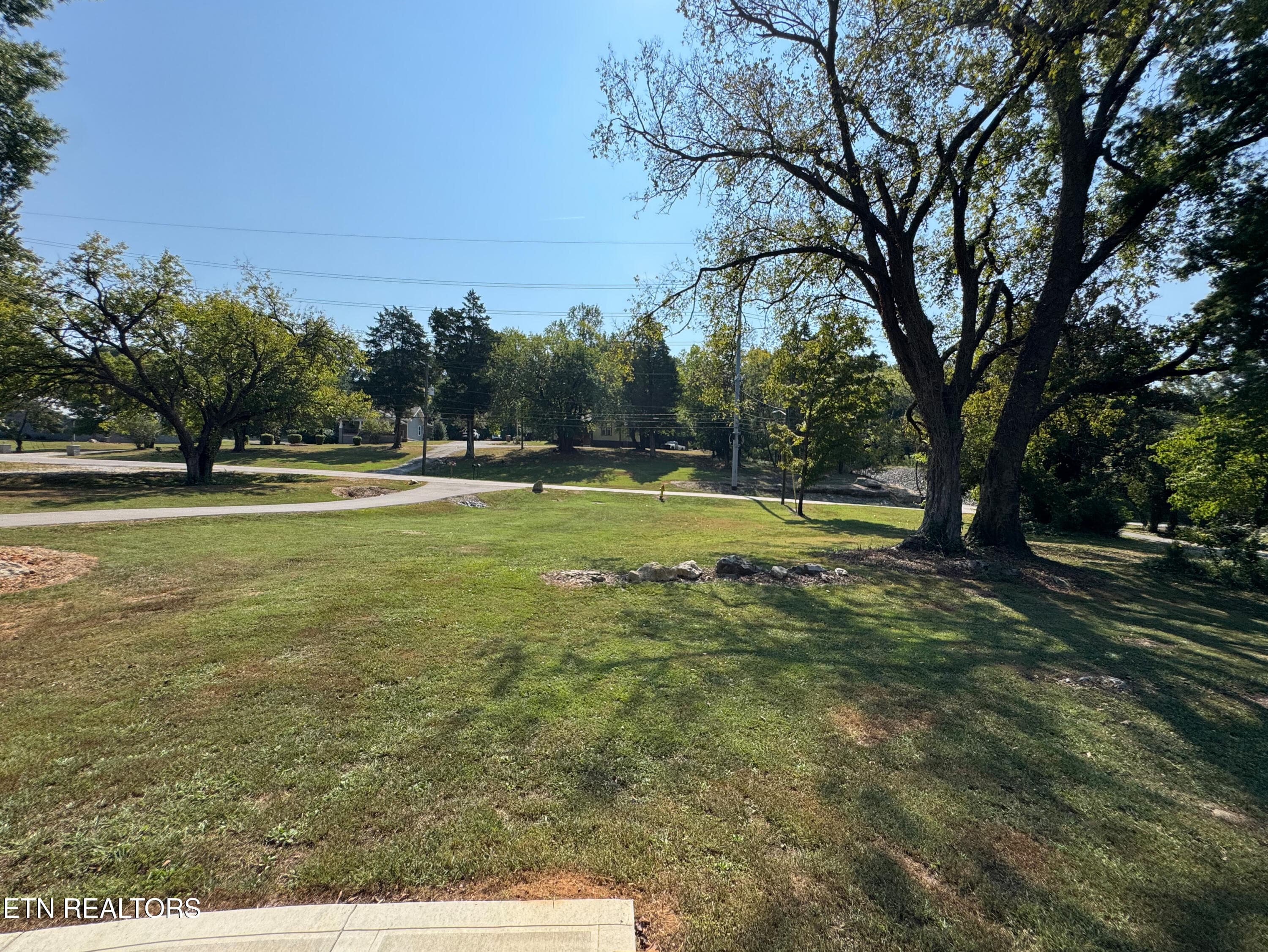 Yard6 - 2643 Delrose Drive, Knoxville, TN 37914, Knoxville