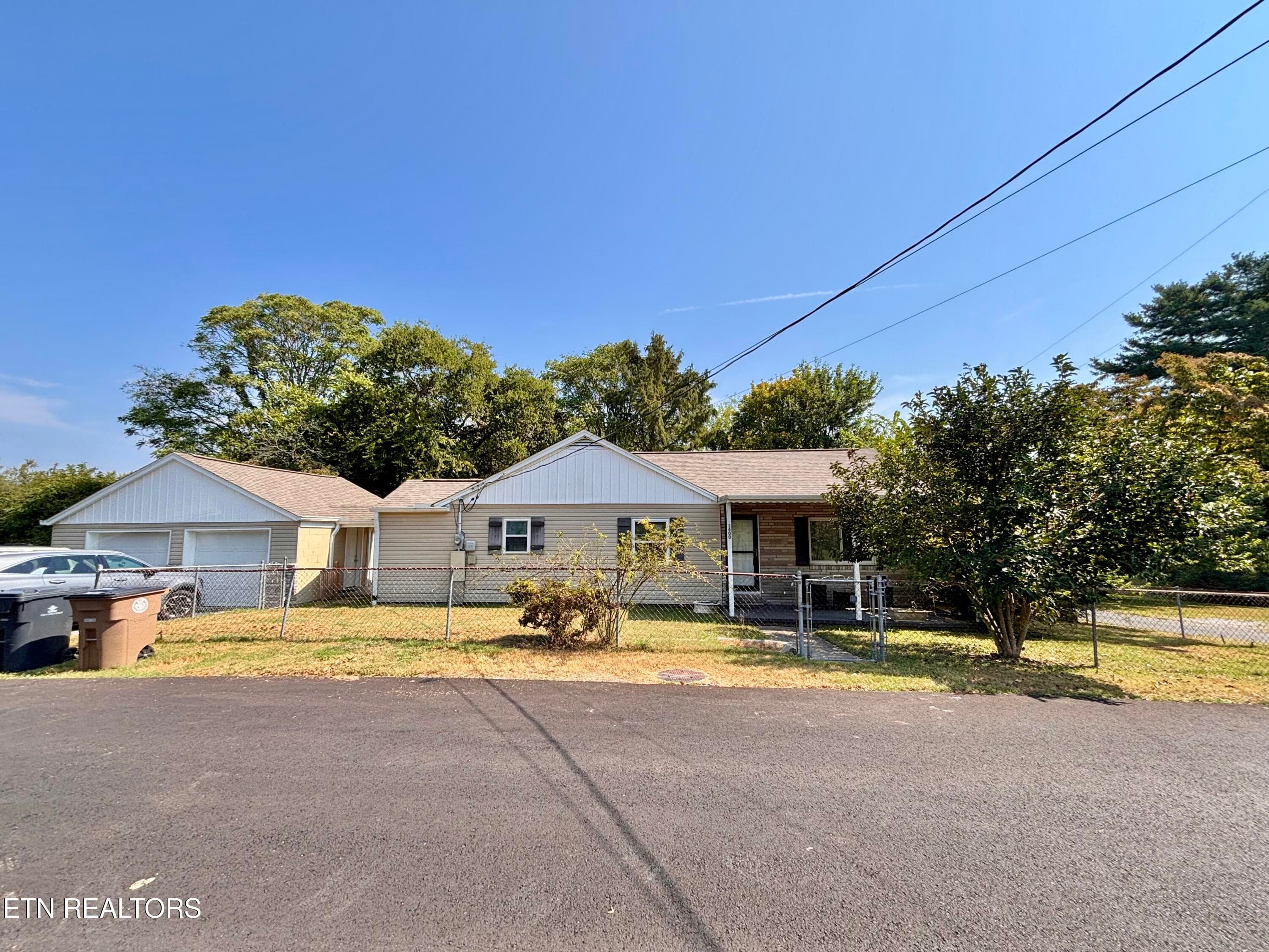IMG_3613 - 1400 Leconte Rd, Knoxville, TN 37914, Knoxville