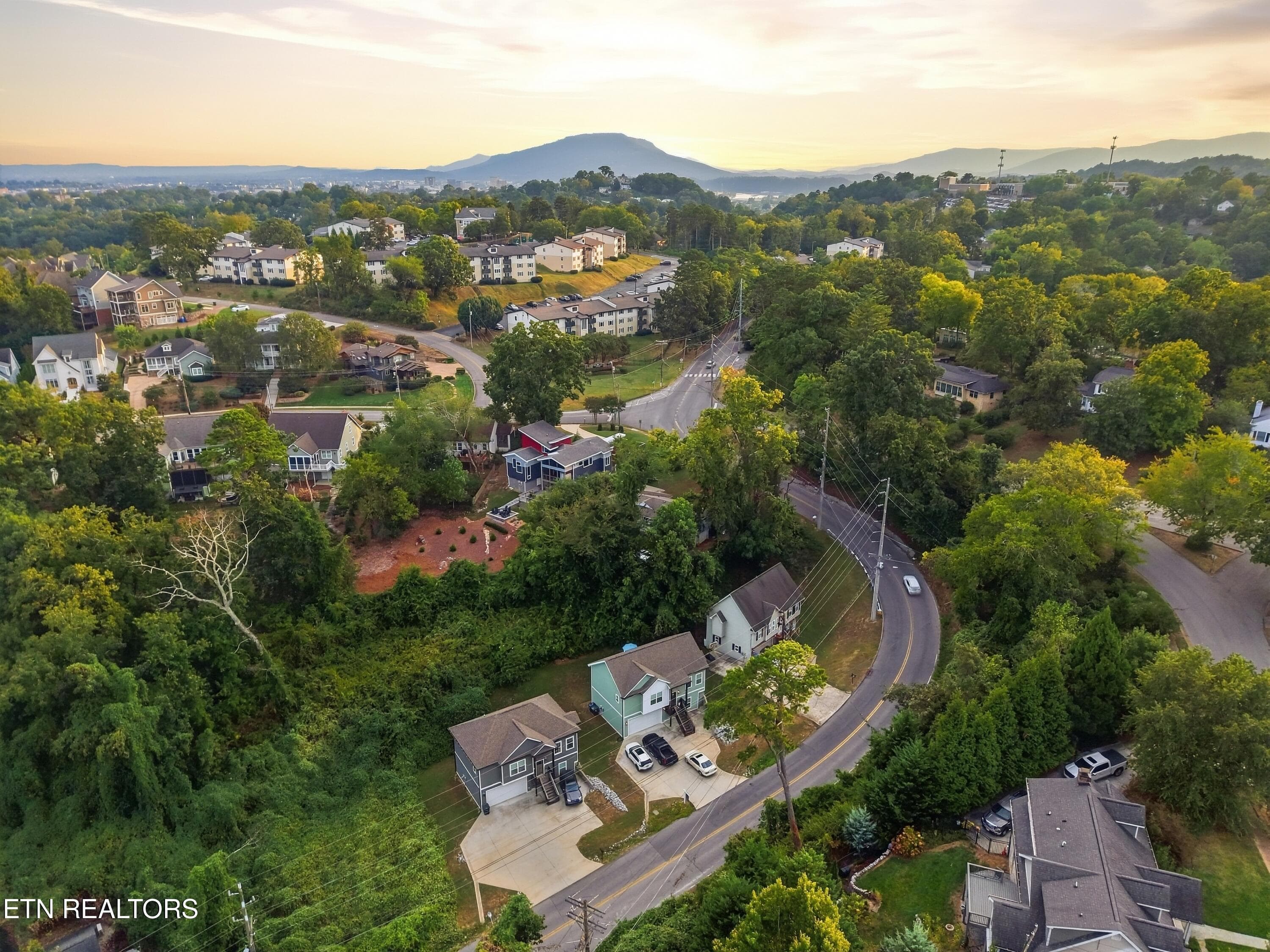44_dji_20260918190148_0022_d - 1020 Fernway Rd, Chattanooga, TN 37405, Chattanooga