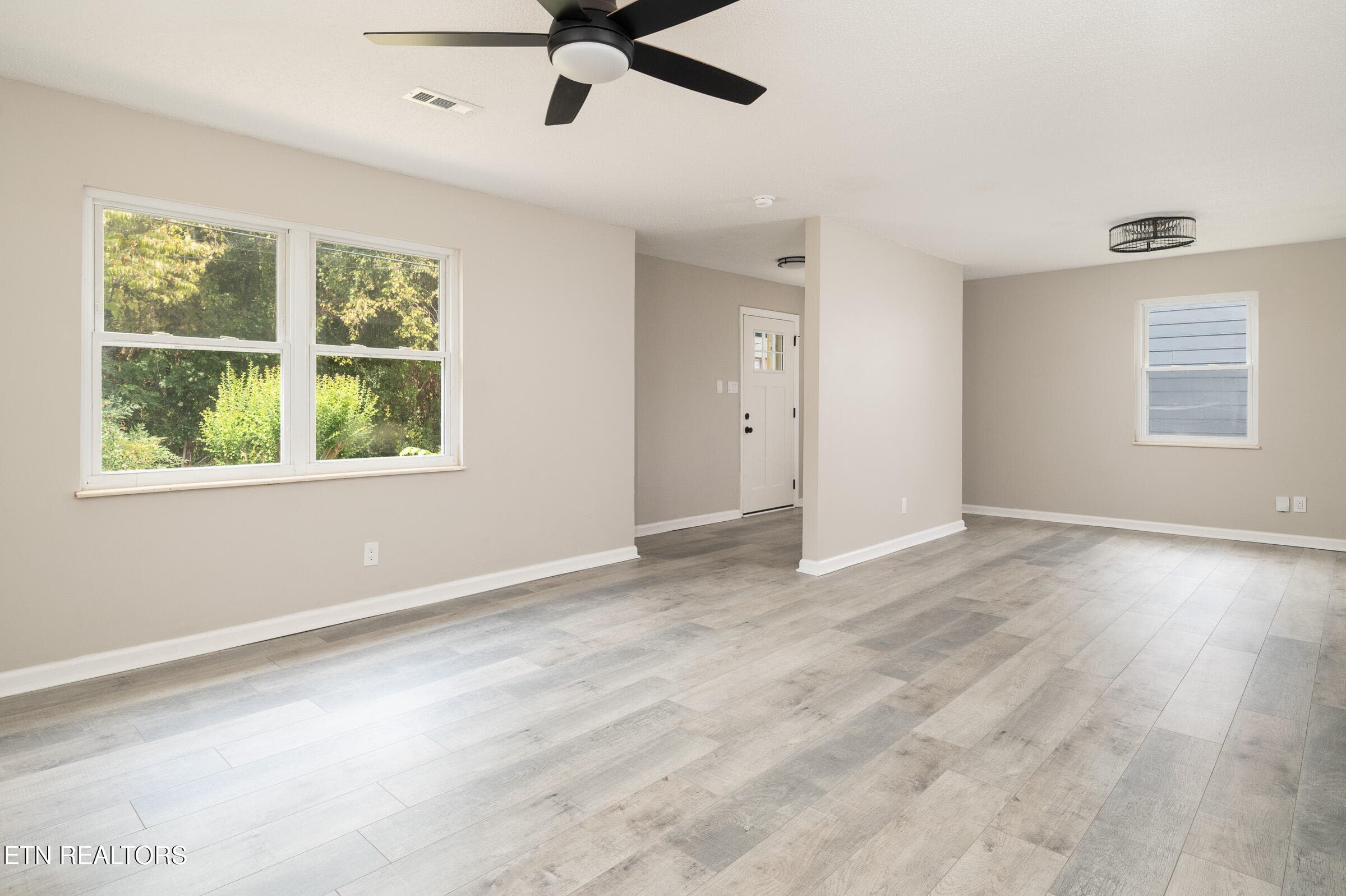 Living Room - 7611 Chatham Circle, Knoxville, TN 37909, Knoxville