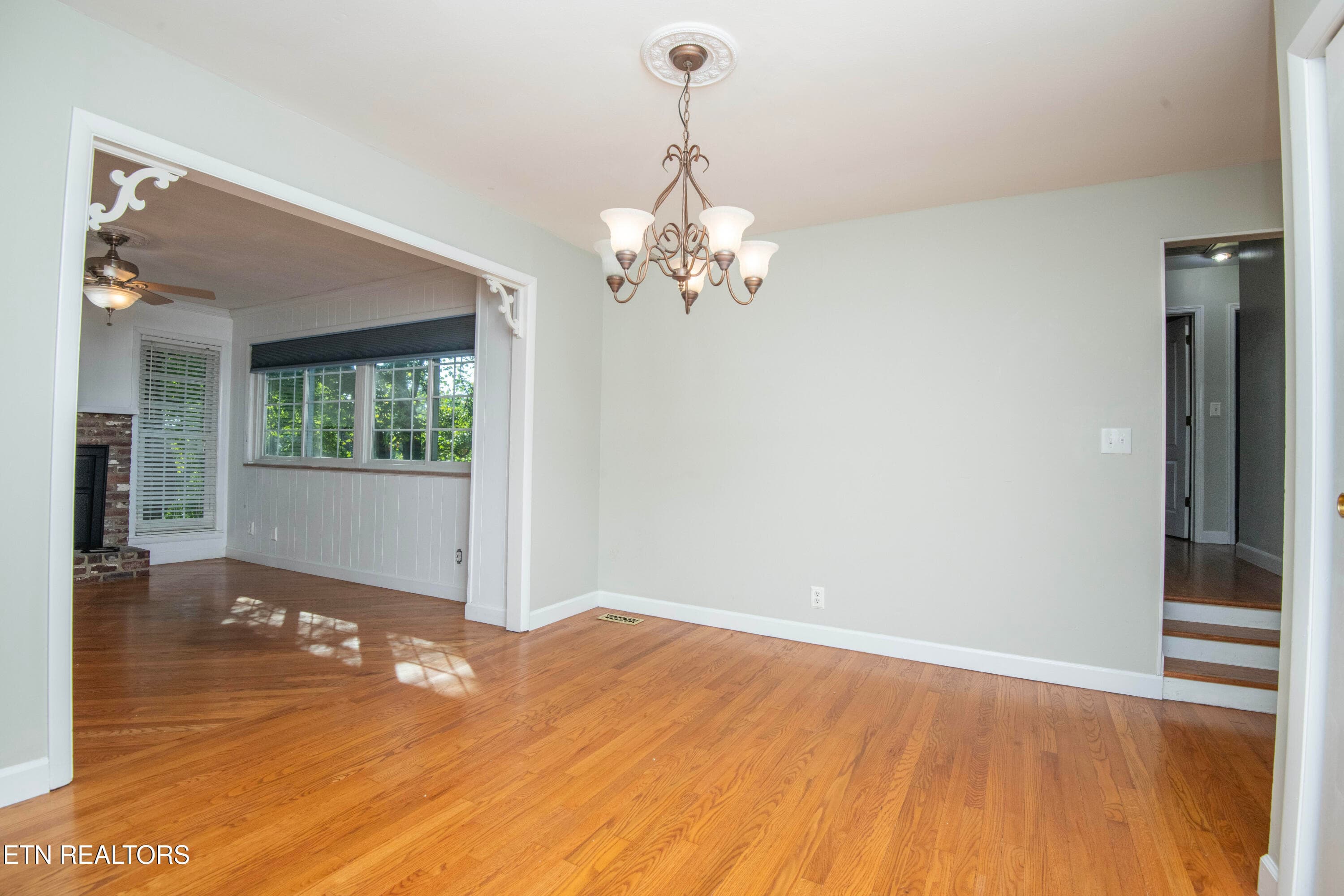 Dining - 7608 Sabre Drive, Knoxville, TN 37919, Knoxville