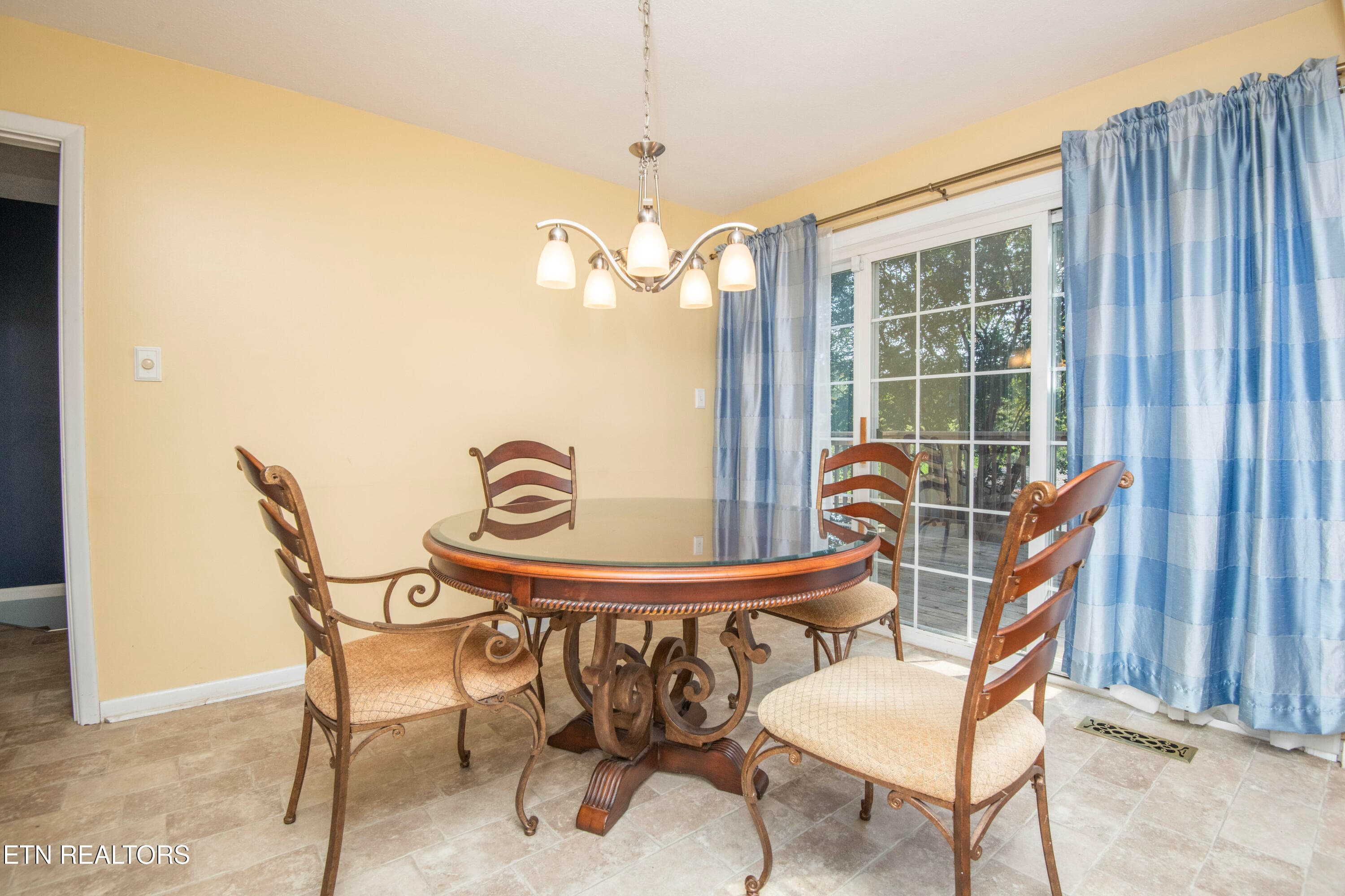 Breakfast Room to DeckNook - 7608 Sabre Drive, Knoxville, TN 37919, Knoxville