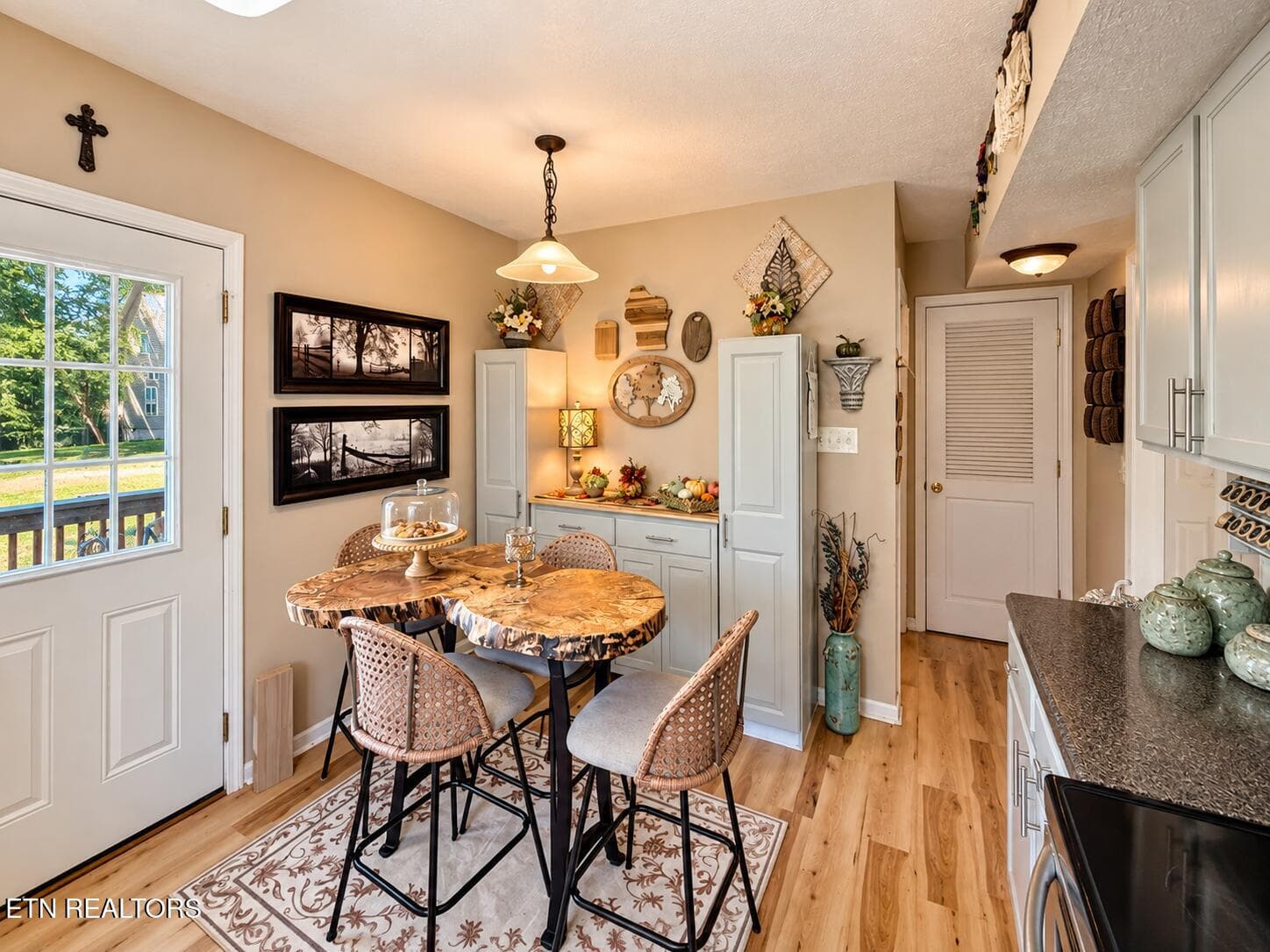 Kitchen 1 - 948 Micro Way 1, Knoxville, TN 37912, Knoxville