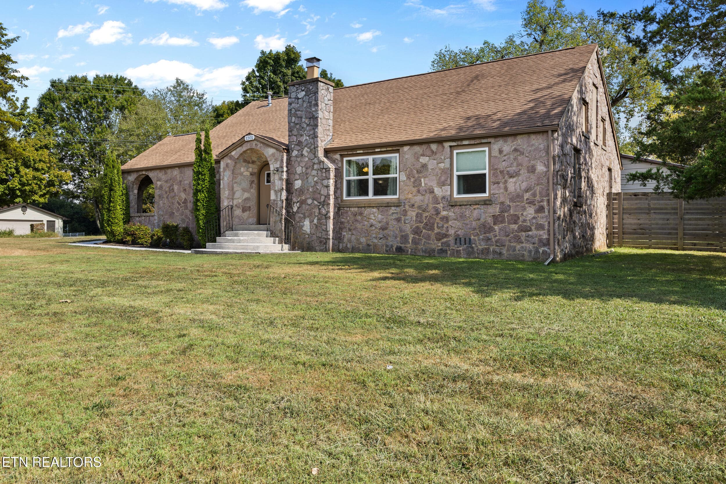 7_1301 tazwell pike-4 - 1301 Tazewell Pike, Plainview, TN 37721, Plainview