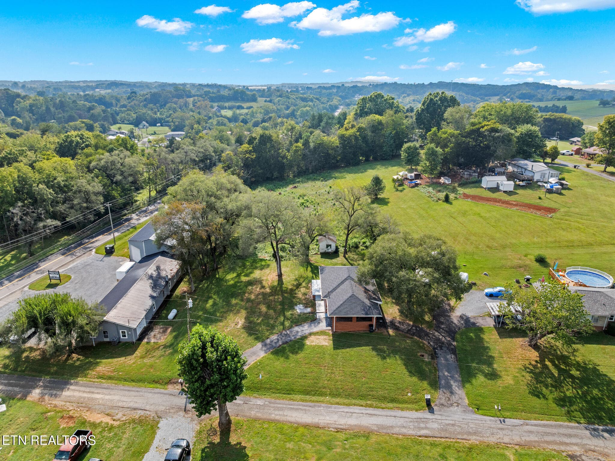 McFadden-2 - 121 McFadden, Whitesburg, TN 37891, Whitesburg