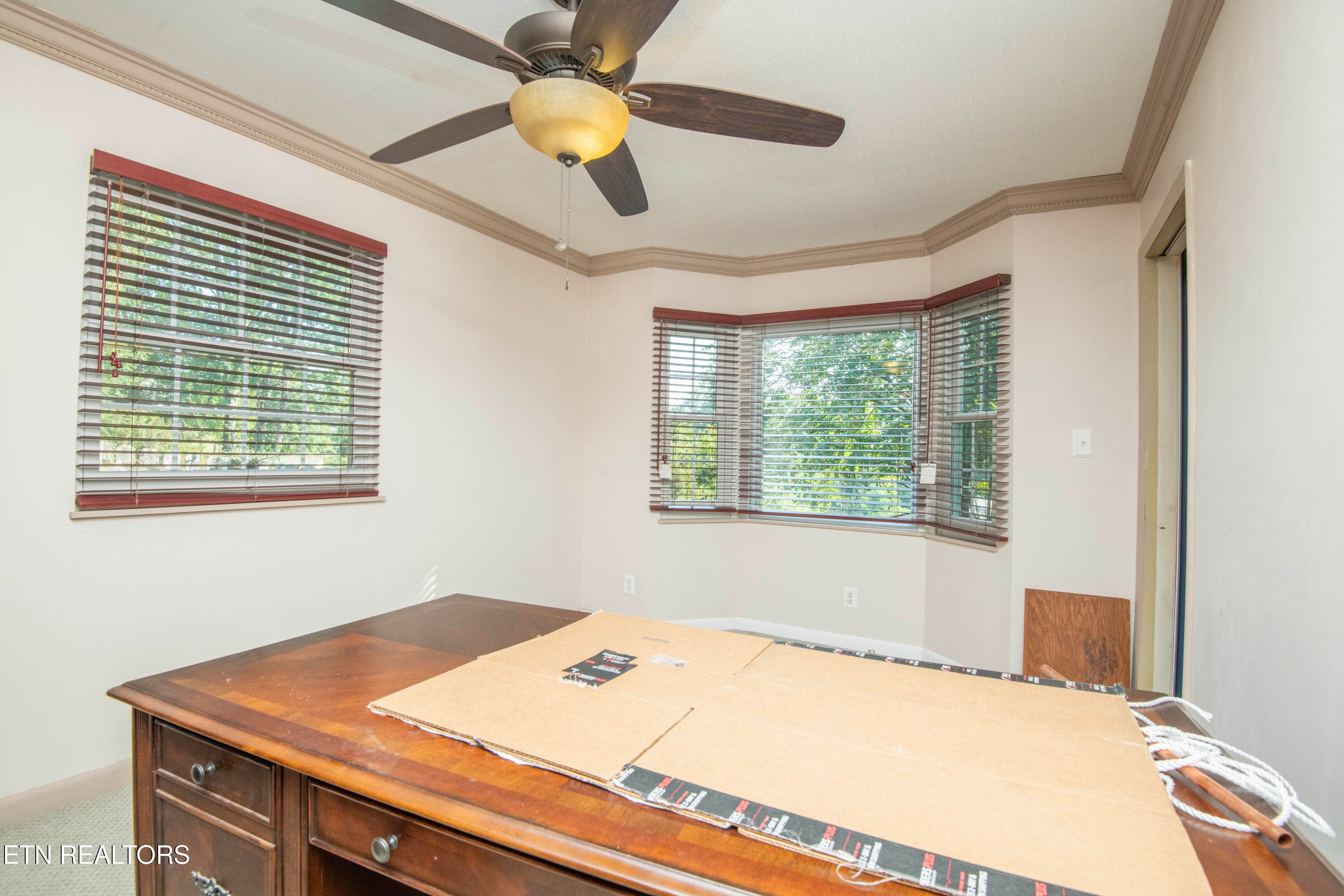 Office - 7608 Sabre Drive, Knoxville, TN 37919, Knoxville