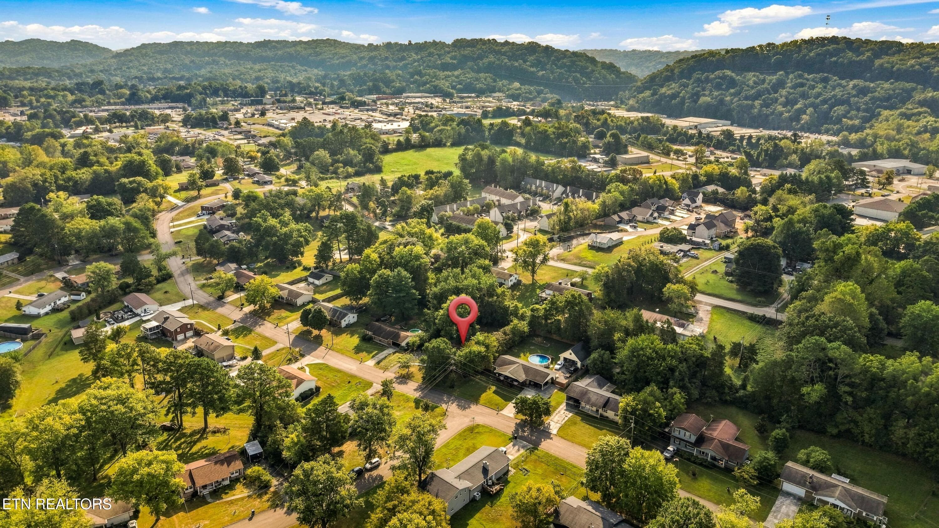 IMG_0423 - 3500 S Fountaincrest Drive, Knoxville, TN 37918, Knoxville