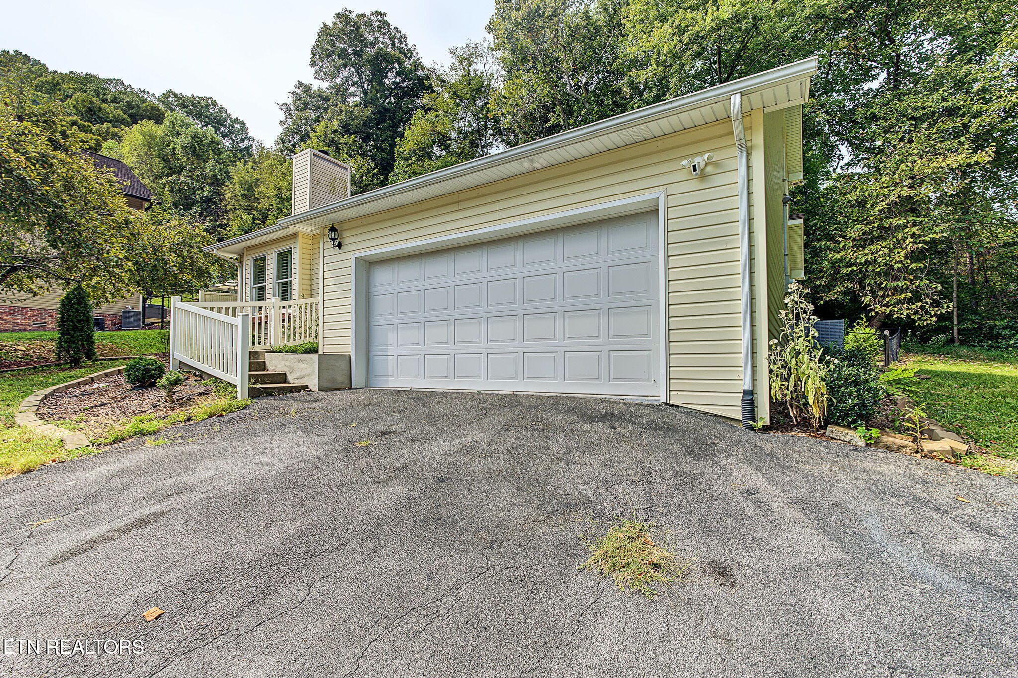 16-web-or-mls-1020-cox-trail-pl - 1020 Cox Trail Place, Kingsport, TN 37660, Kingsport